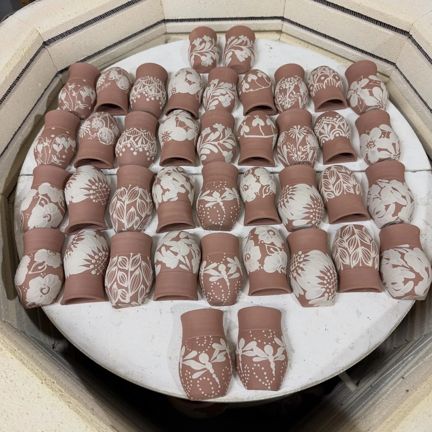 Progress on the magnet vases 🌷 I&rsquo;m gonna bring half with me next week to NCECA for the @oldfashpopup &amp; the other half I&rsquo;ll have available at my studio!