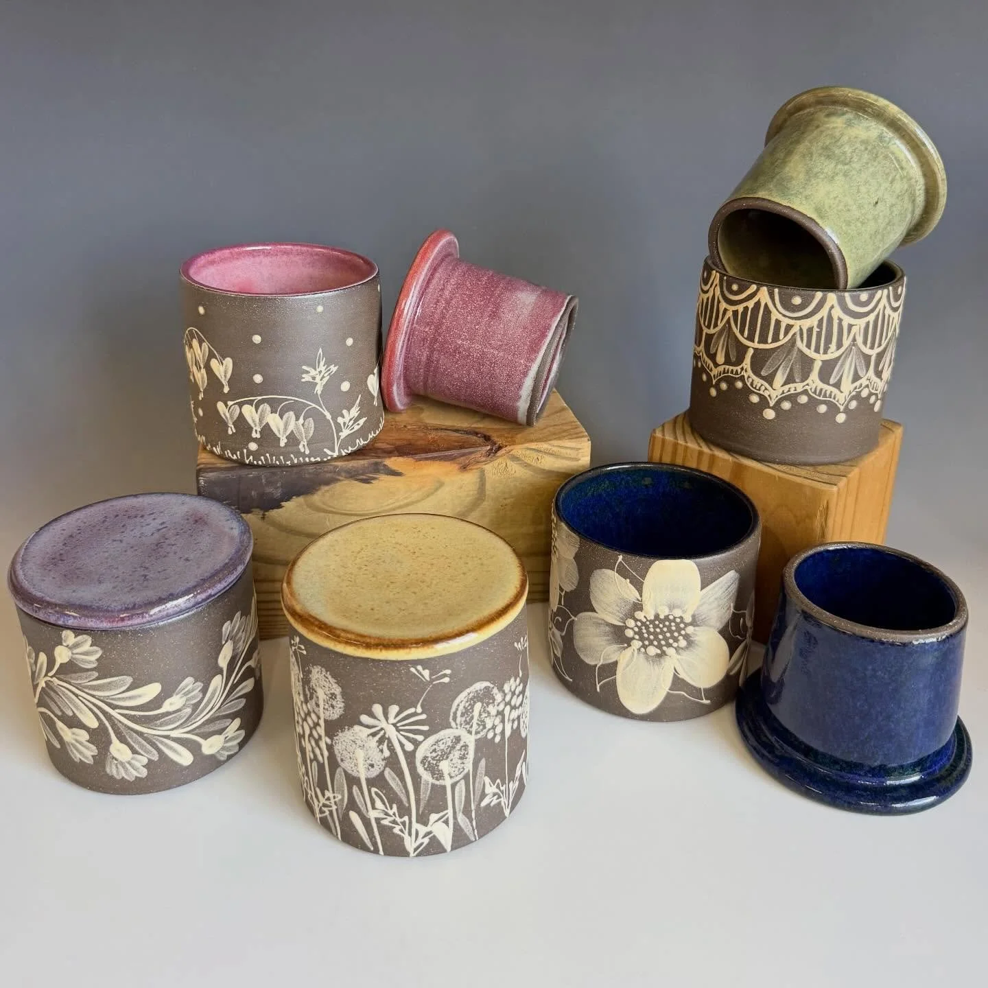 New item alert ‼️ Butter bells 🔔 💚💛❤️💙💜 
Find these next week at @oldfashpopup Wednesday at the Pontchartrain hotel from 6-9pm 

If I have any left when I return they might make their way into my Etsy shop! 

#handmadepottery #popup #nceca2026 #