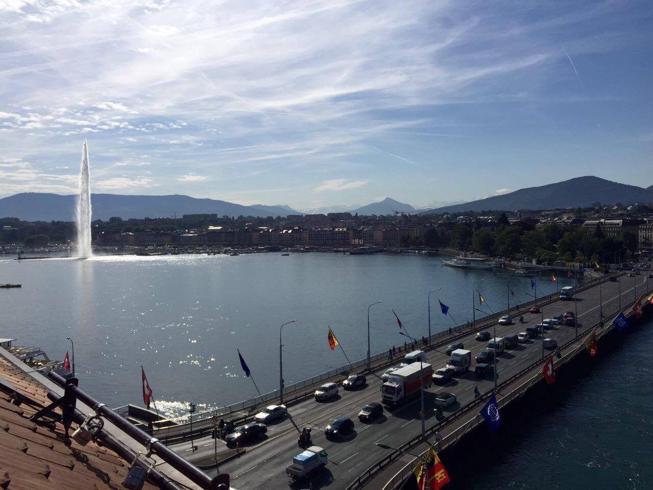  The  Jet d'Eau  (left) is large vertical water fountain at the point of intersection between  Lake Geneva  and the      
  
 
  
     
  
 Normal 
 0 
 
 
 
 10 pt 
 0 
 2 
 
 false 
 false 
 false 
 
 EN-US 
 ZH-CN 
 X-NONE 
 
  
  
  
  
  
  
  
