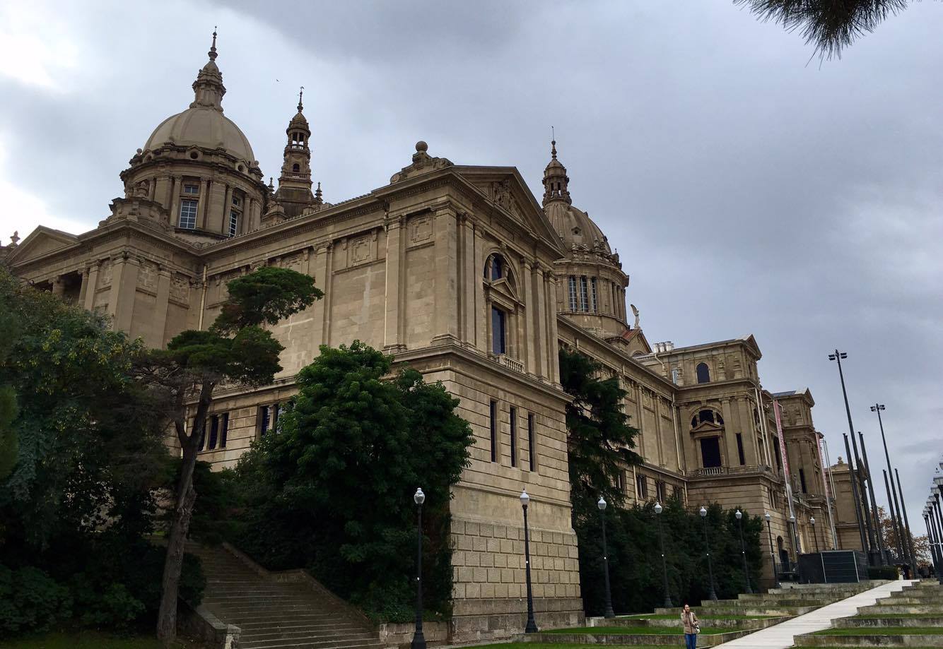 A view of the Montjuïc castle from the side