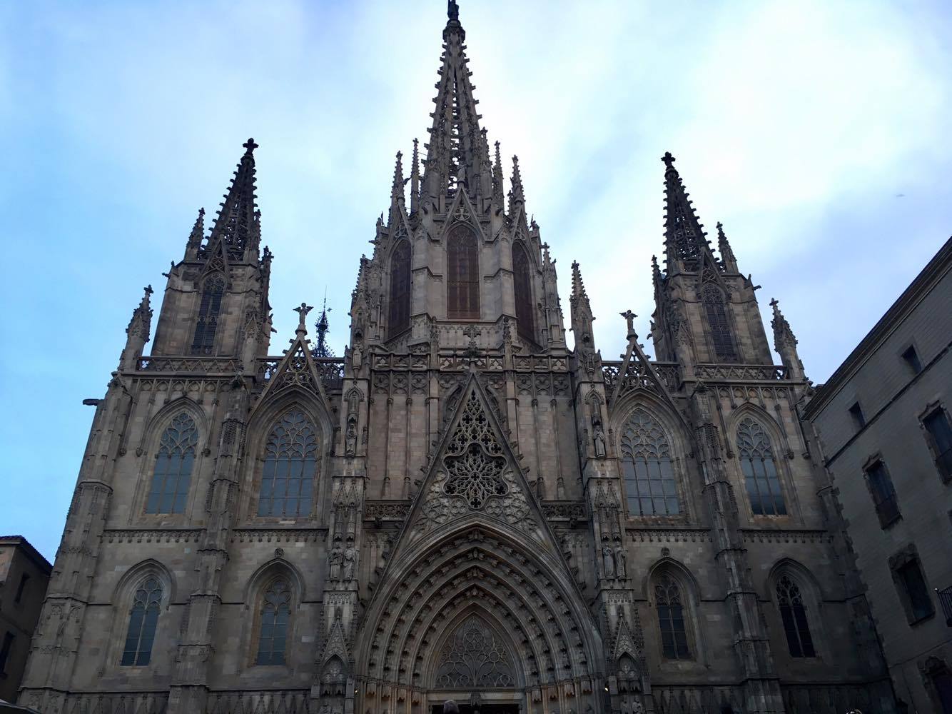 The city's Catedral de Barcelona , not to be confused with the Sagrada Familia!