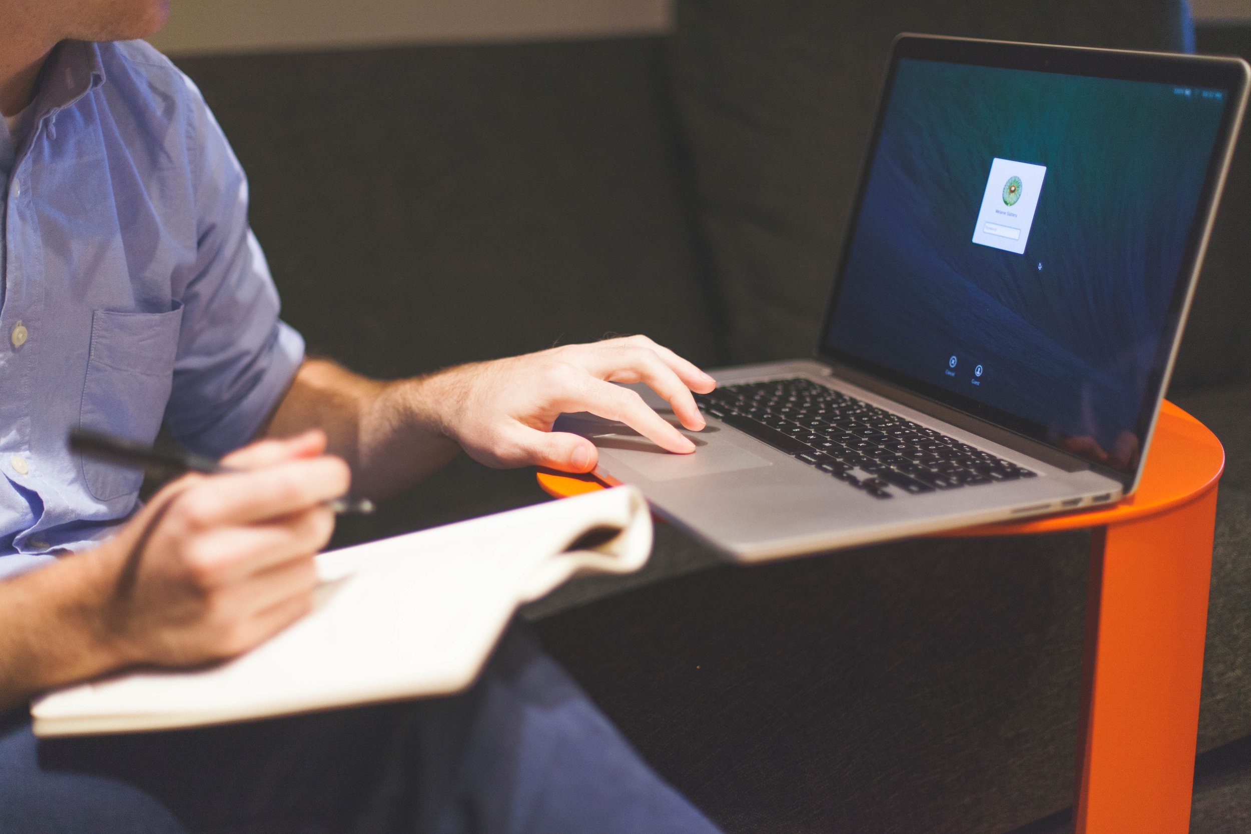 man-notebook-notes-macbook.jpeg