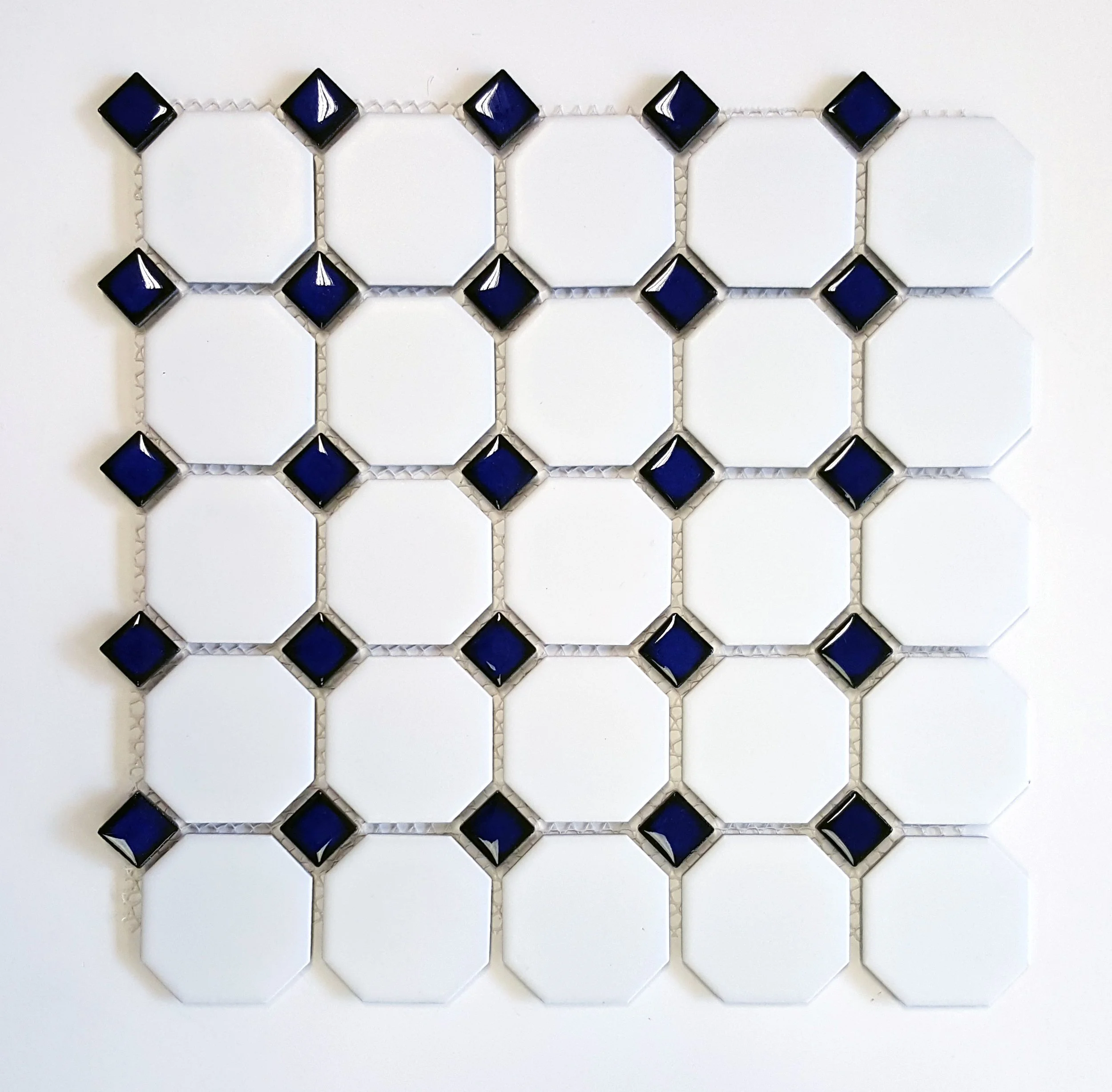 OCT-513 &nbsp;Octagon 2-1/4"Matte White w/ Shiny Cobalt Blue Dot