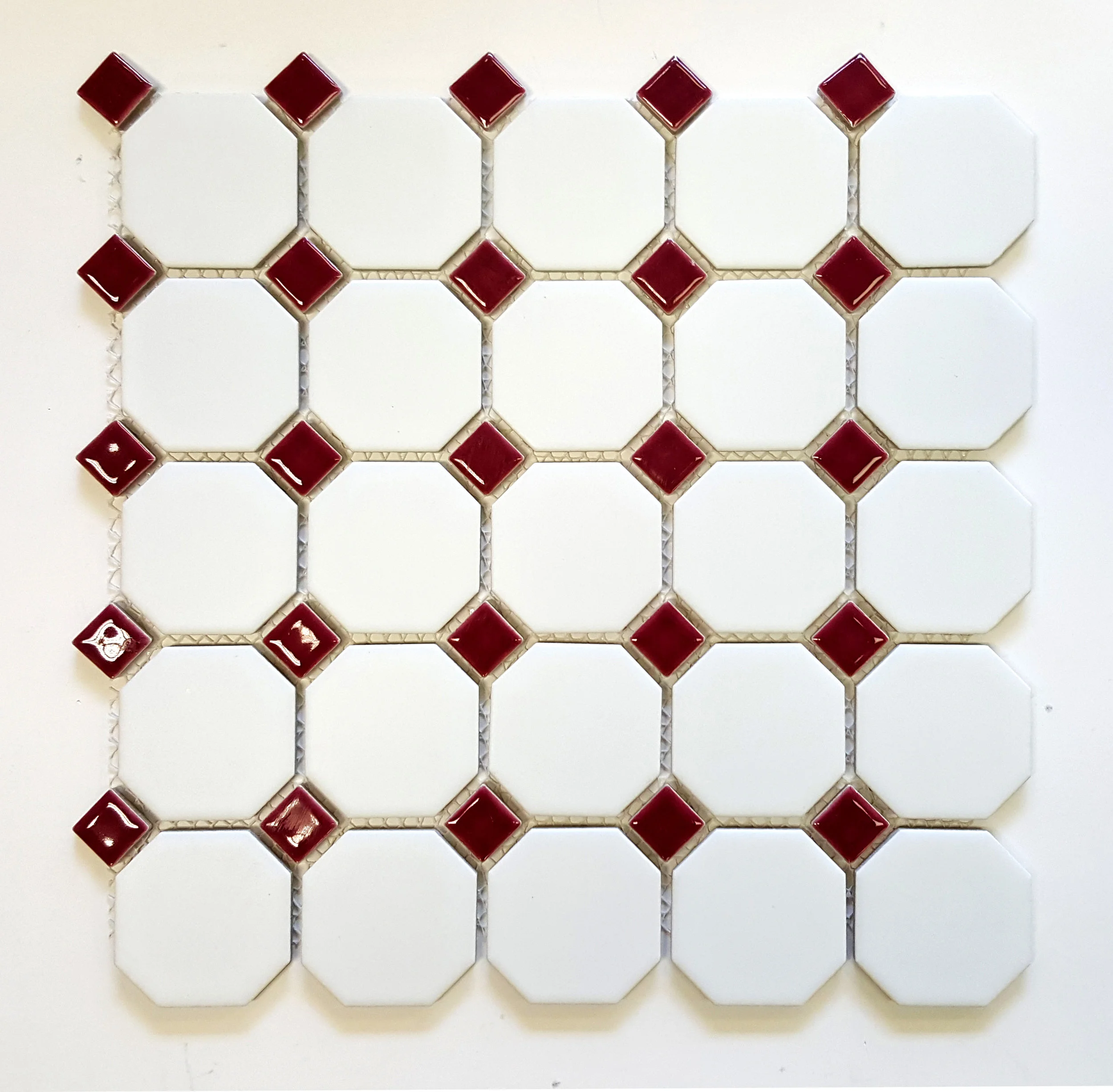OCT-521 Octagon 2-1/4" Matte White w/ Shiny Burgundy Dot