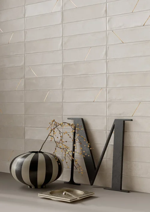 Rondine_Cruda+Brick+Bianco_Dett_Jpg+RGB.webp