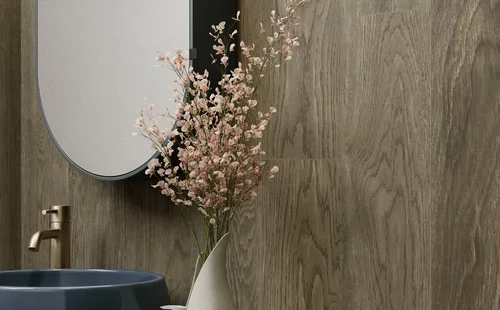 Woodchic_Chestnut_Bathroom_01.webp