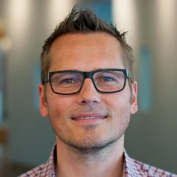 Peter Eckert Co-founder & Chief Experience Officer