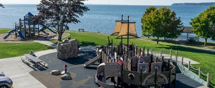 image © Burke Playgrounds