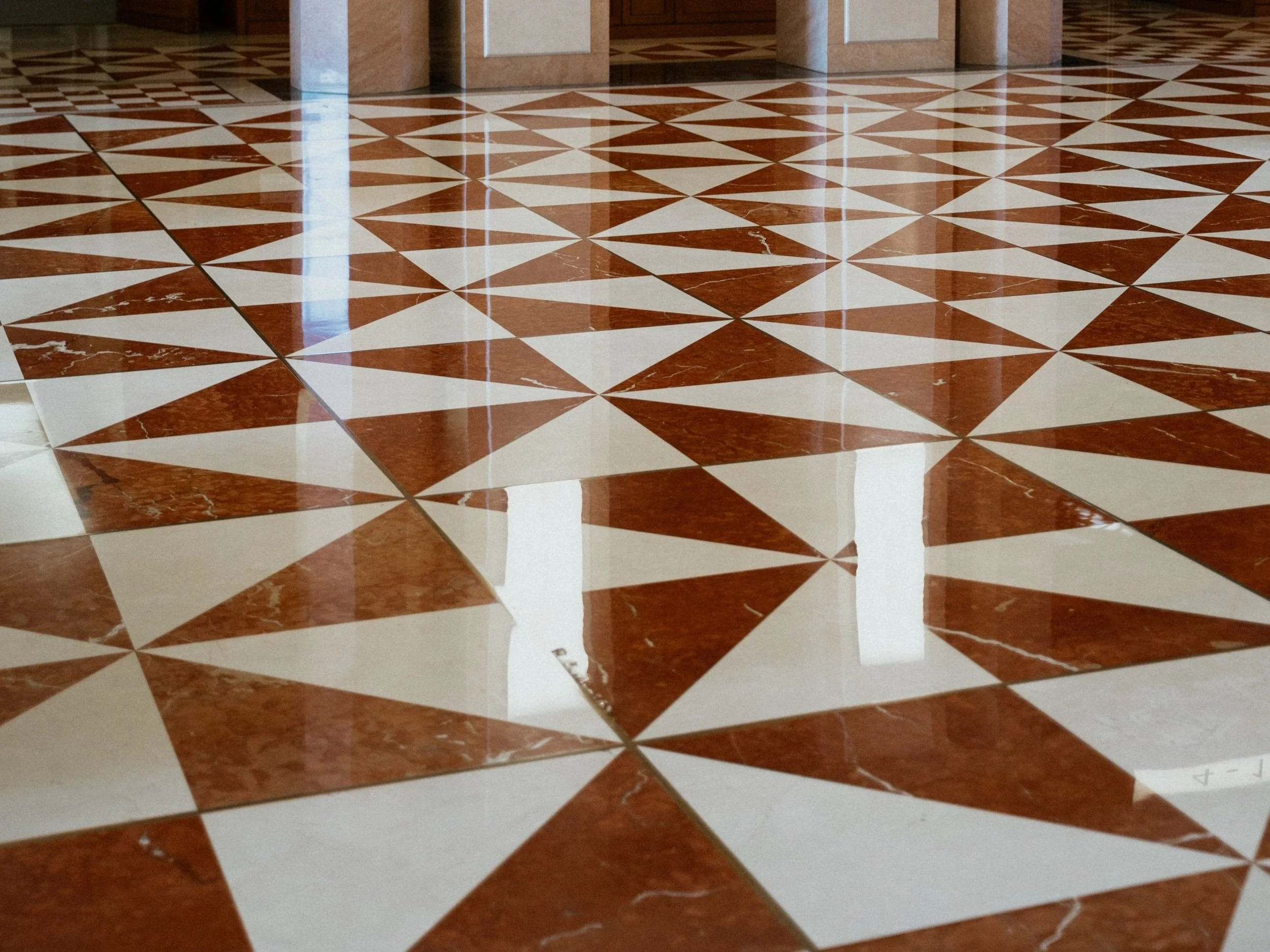 How Long Does an Epoxy Floor Last in a Living Room? Design Ideas for