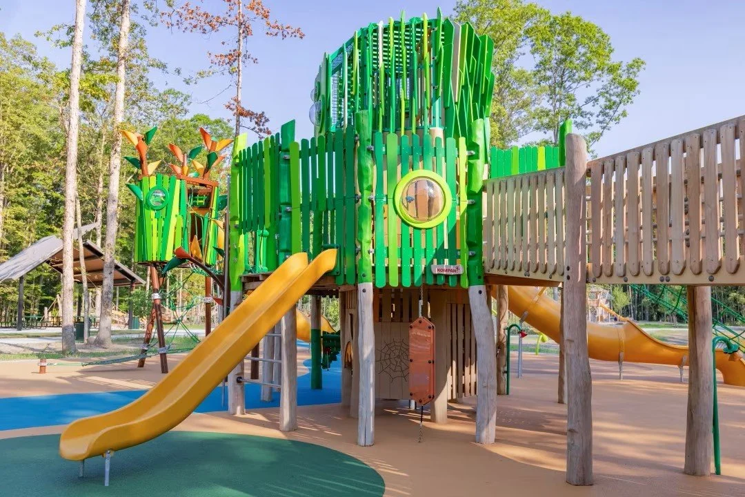 Nature, play, and design come together beautifully at Taylor Farm Park in Henrico County, VA. 🛝🌳

🏆 This award-winning project by KOMPAN is a stunning example of how innovation and sustainability can bring communities together while honoring the n