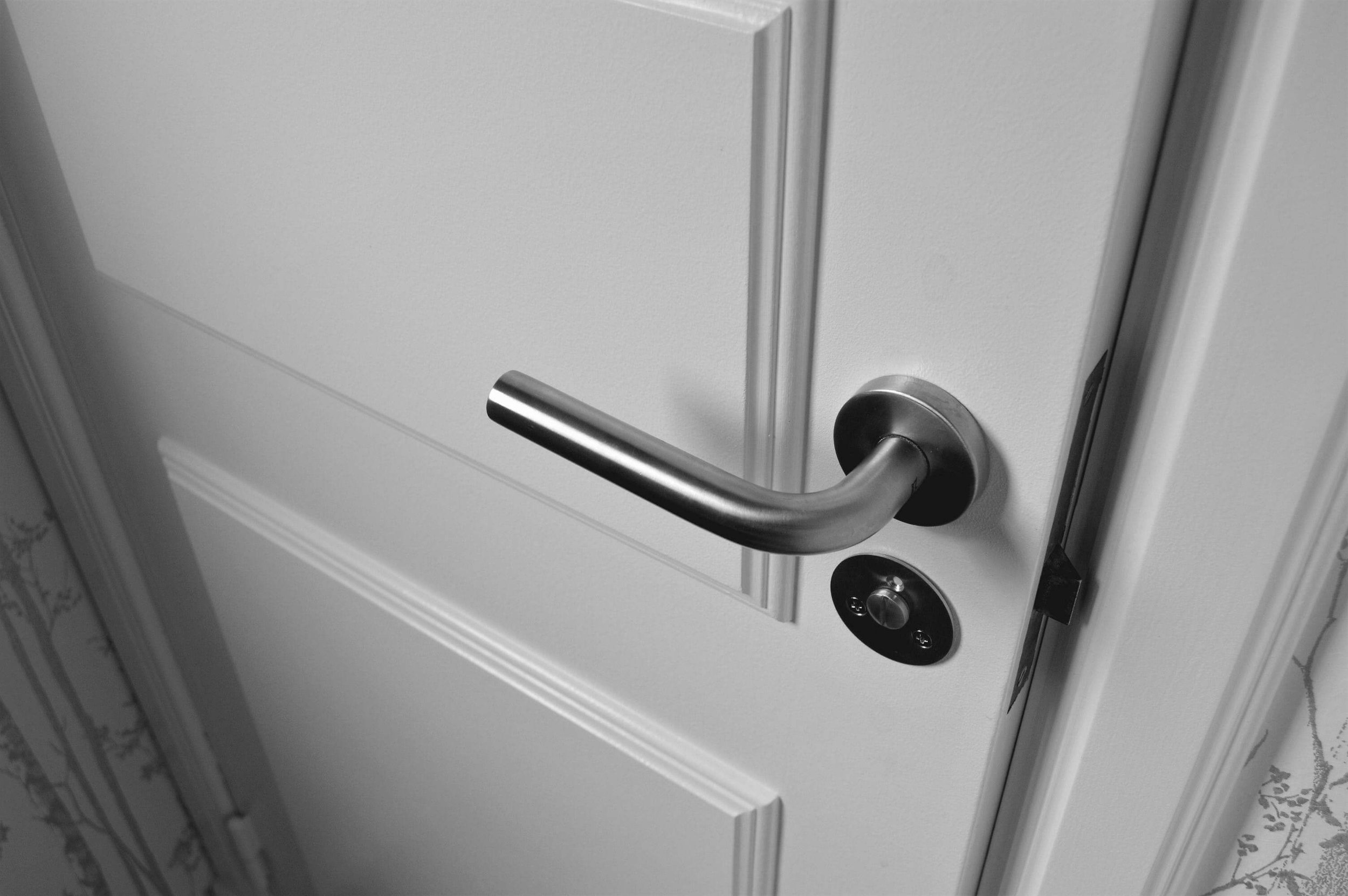 Exploring the Diversity of Door Handles Design Ideas for the Built World