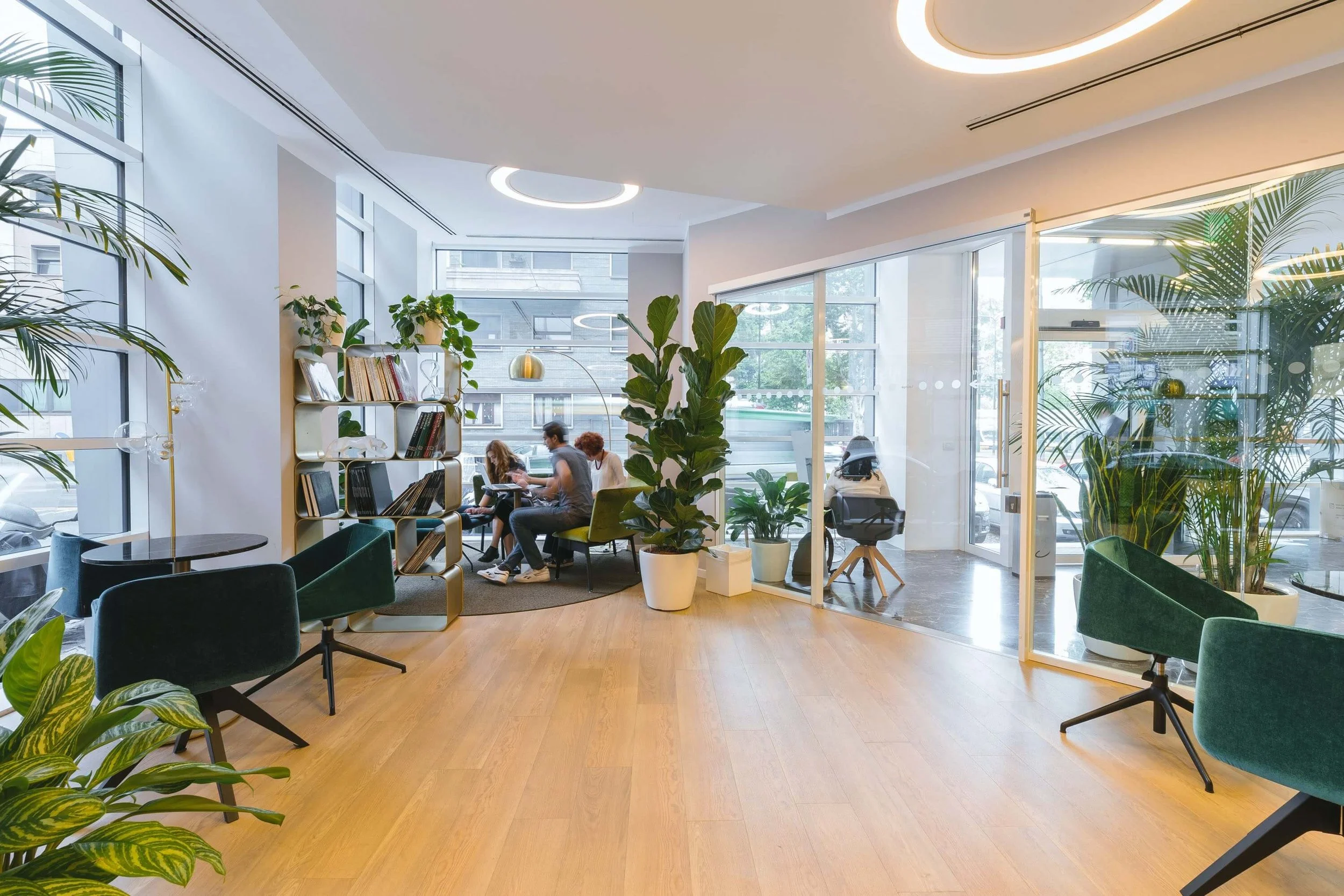 Office Lobby Decorating Ideas