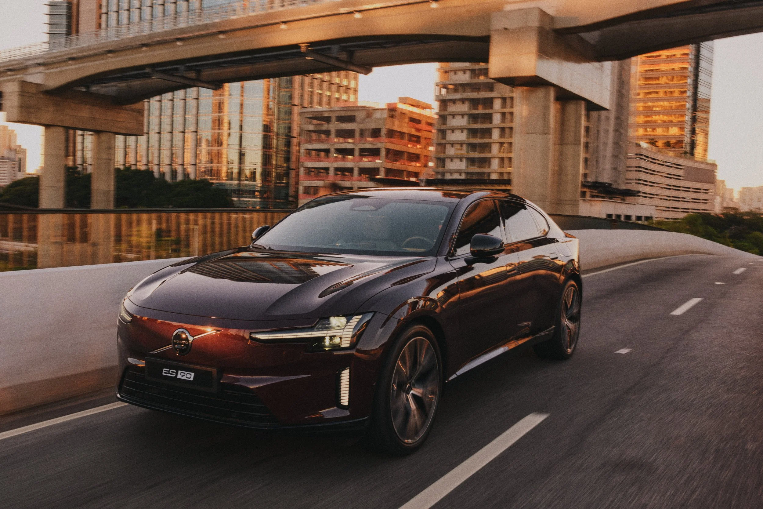 20260719_VOLVO_ES90_GZY__URBANO_441.jpg