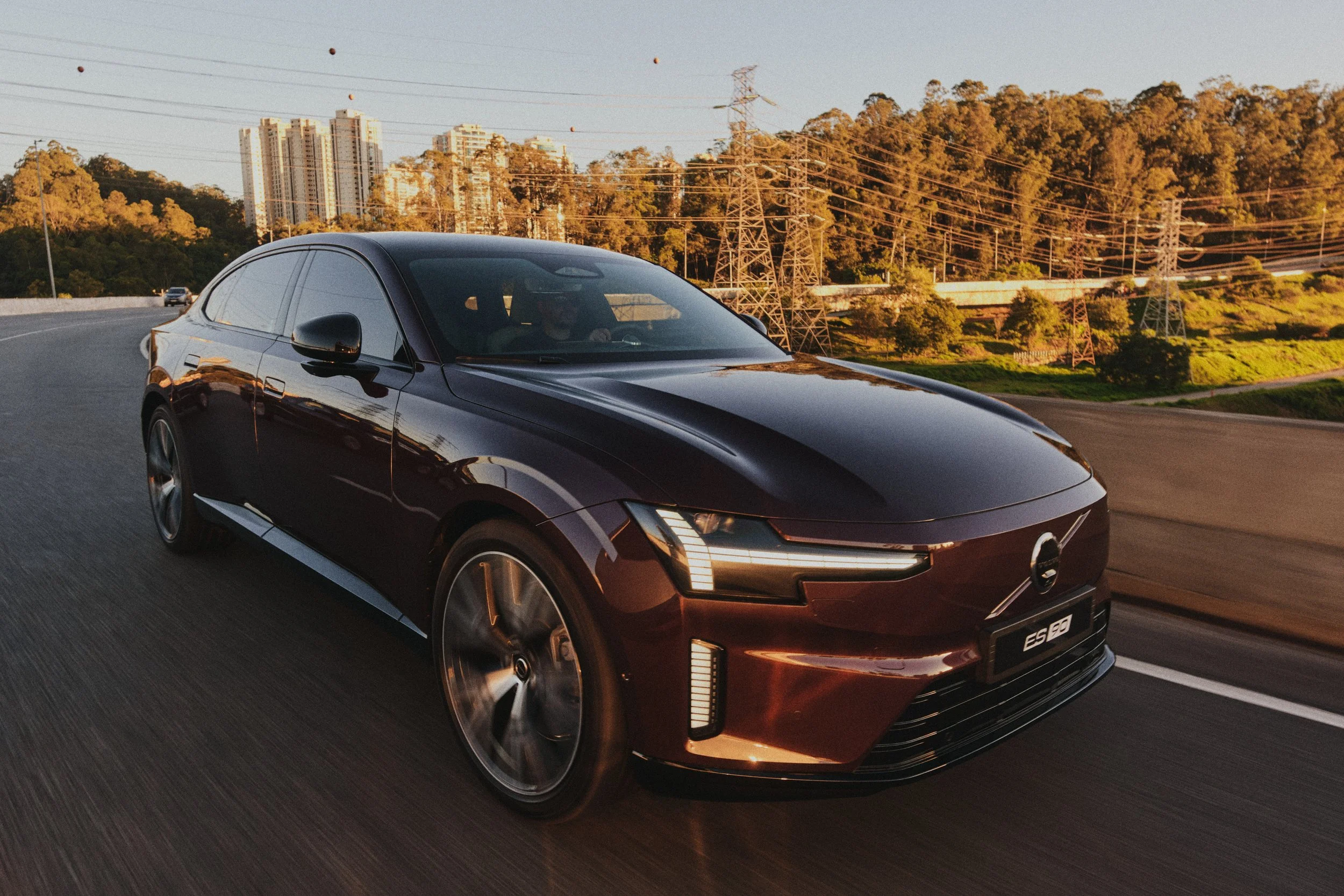 20260719_VOLVO_ES90_GZY__URBANO_583.jpg