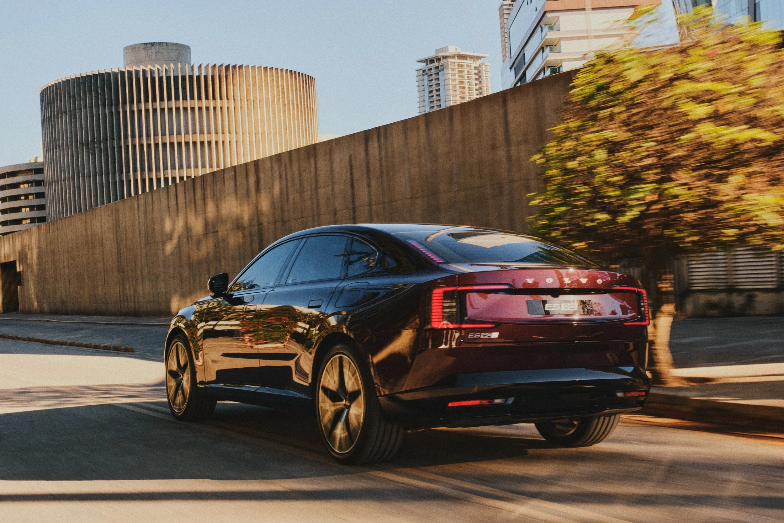 20260719_VOLVO_ES90_GZY__URBANO_873.jpg