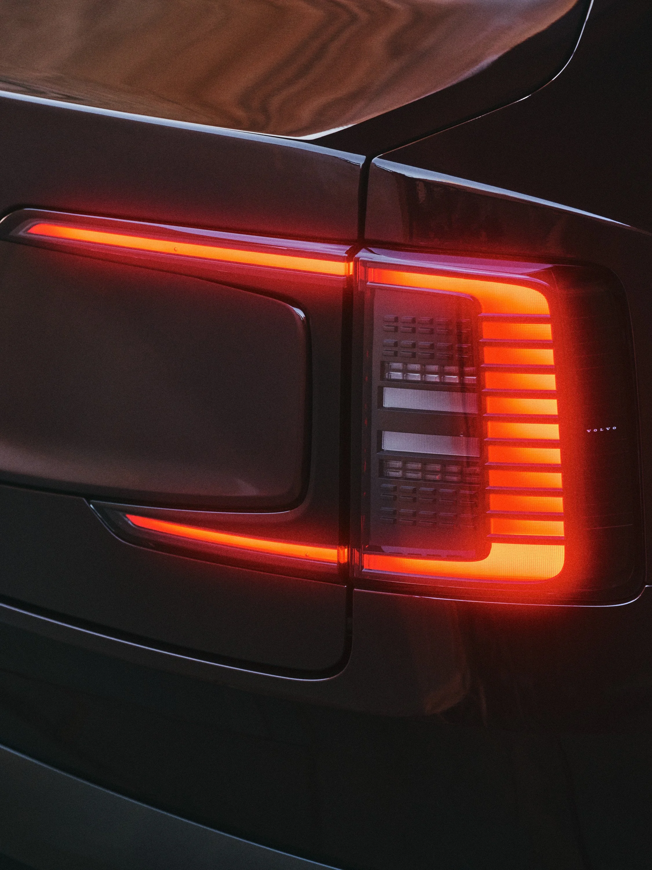 20260721_VOLVO ES90_STUDIO_ 677.jpg
