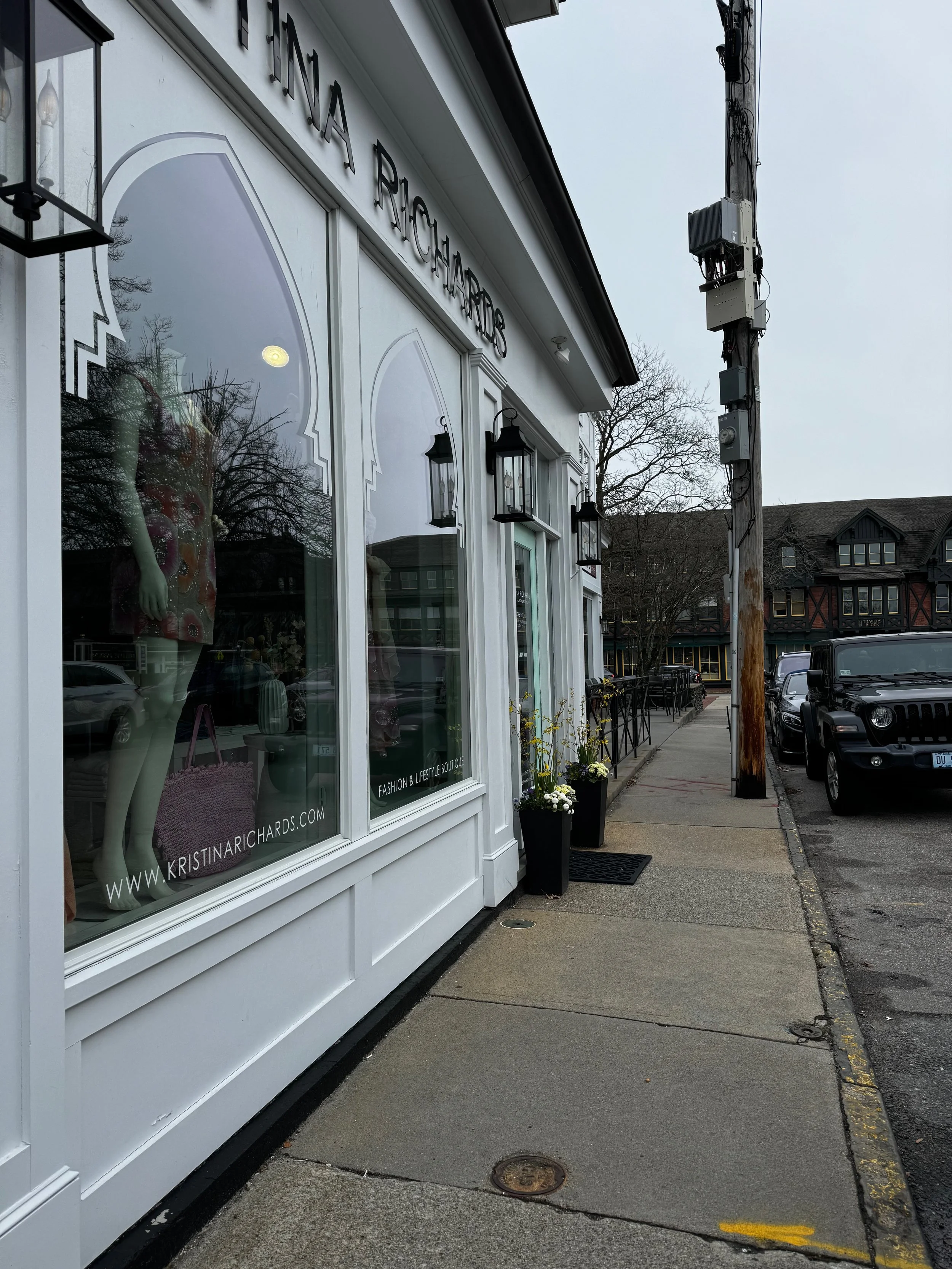 Library - 14 of 16.jpeg