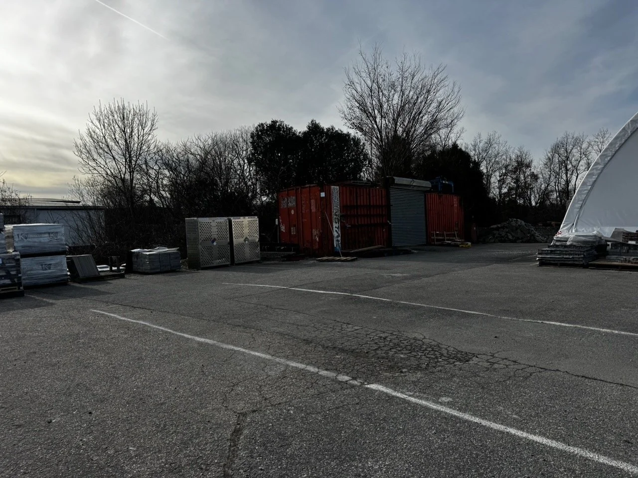 Library - 10 of 37.jpeg