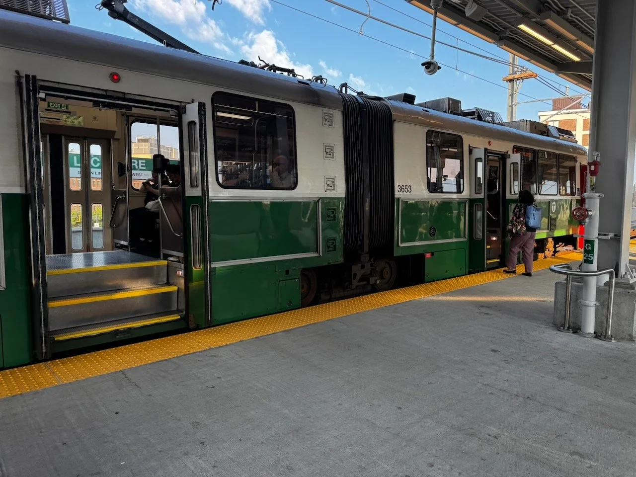 Library - 9 of 21.jpeg