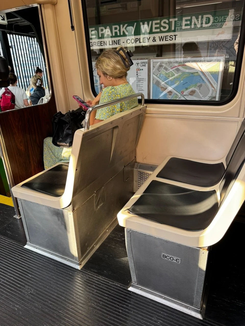 Library - 14 of 21.jpeg