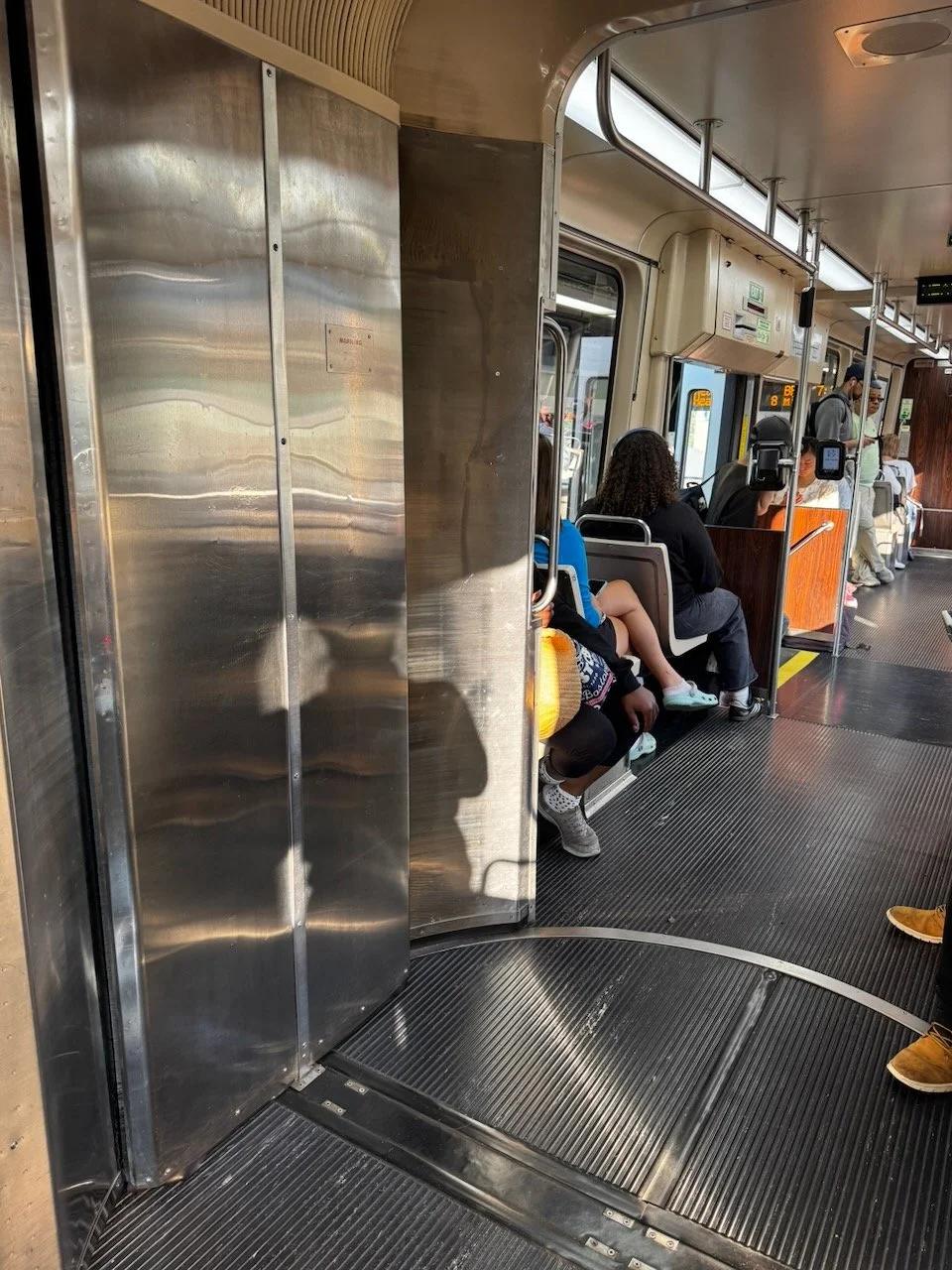 Library - 15 of 21.jpeg