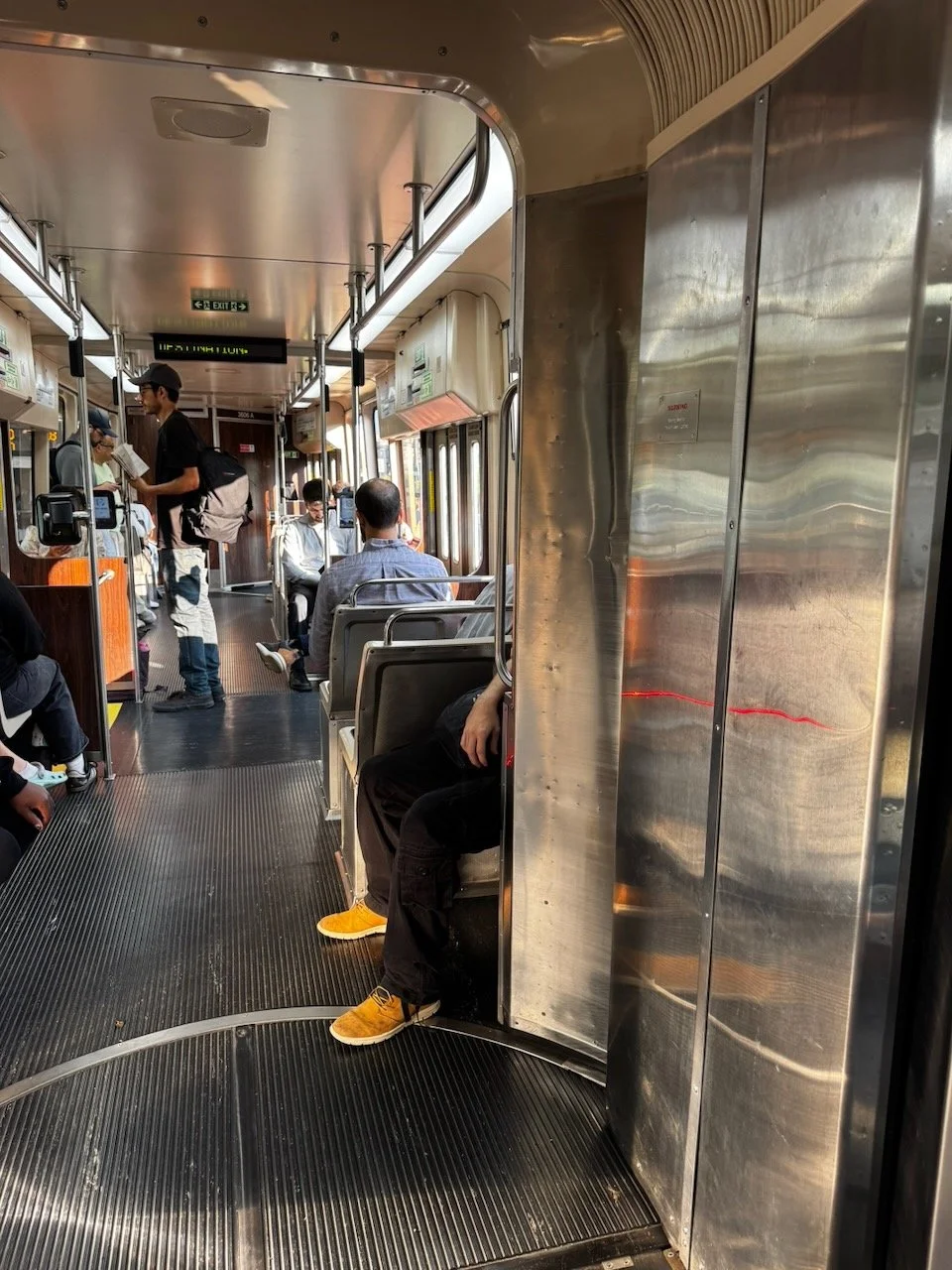 Library - 17 of 21.jpeg