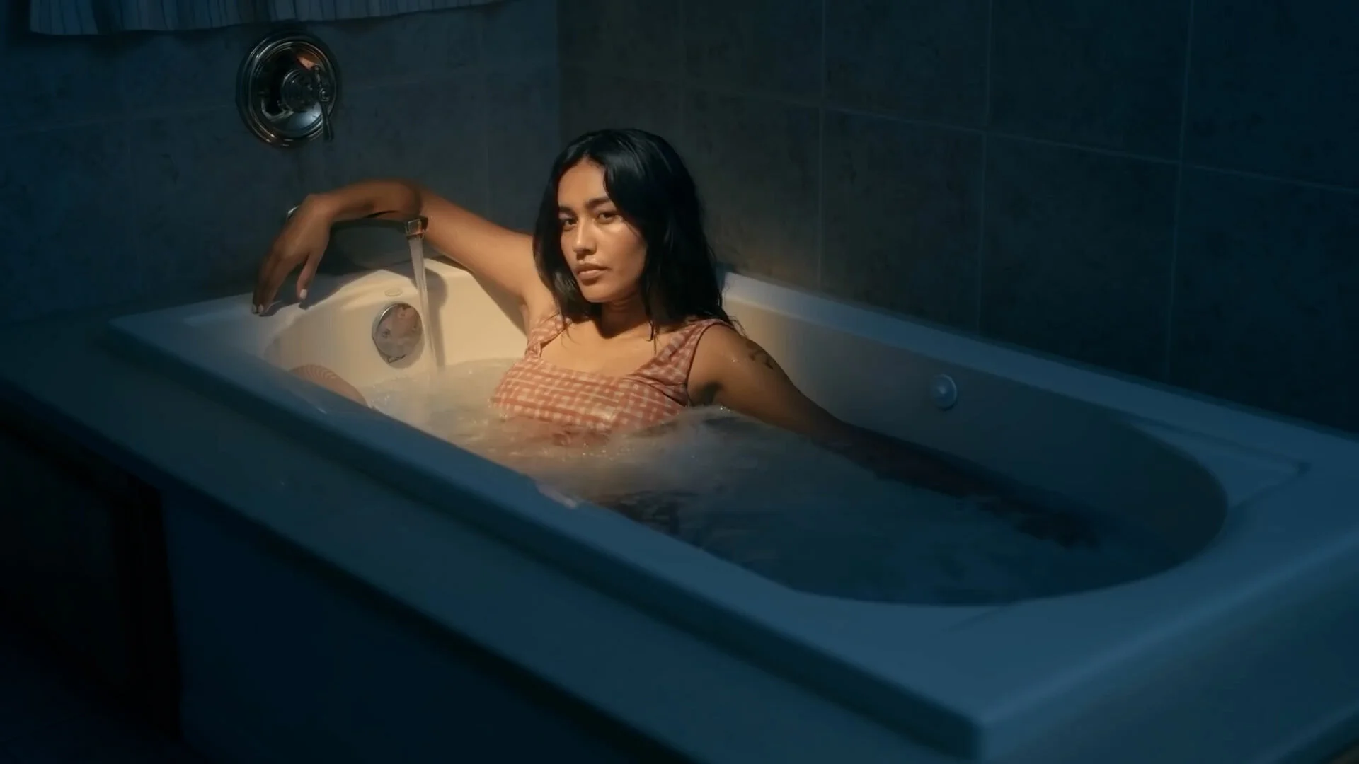 Niko Rubio - Saving Me