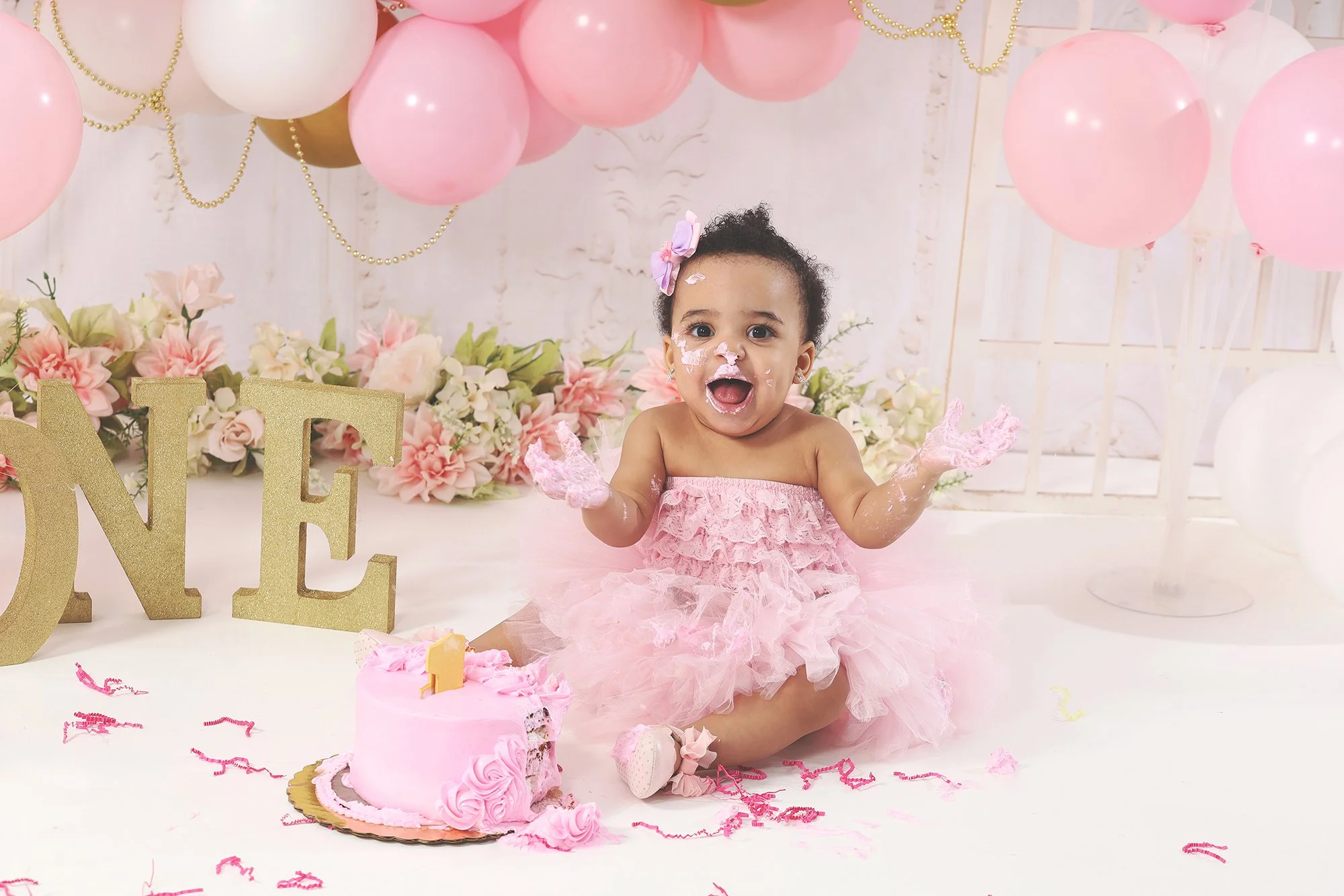 1 year old baby girl cake smash session