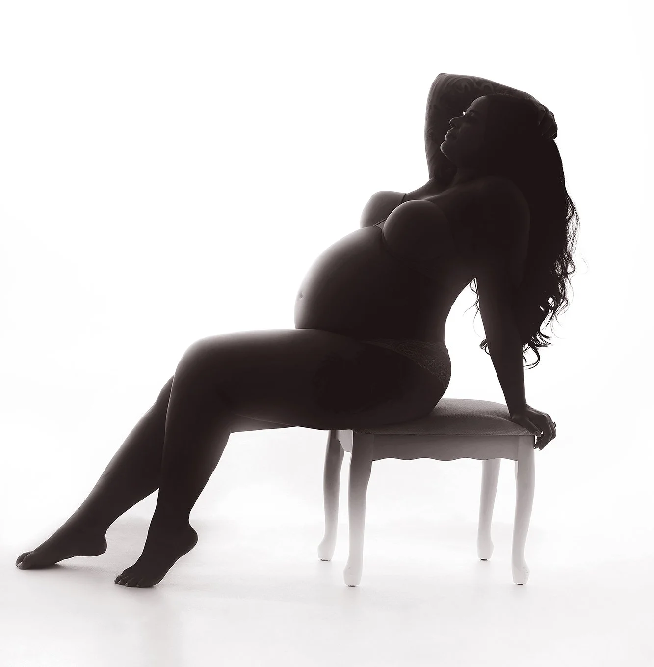 silhouette maternity photography