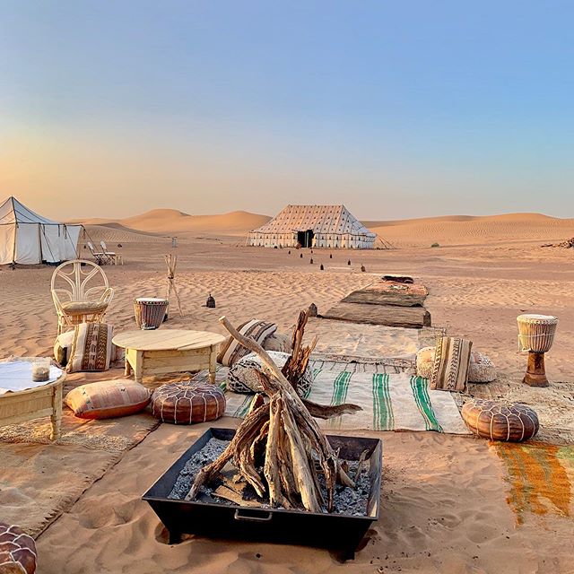 The first woman owned eco camp in The Sahara!! @camp.adounia it was such a blessing to have gotten to spend time in the vast nowhere of this desert 🐪 this petite zone of sacred land was transformative to say the least. I laughed, I cried, I almost g