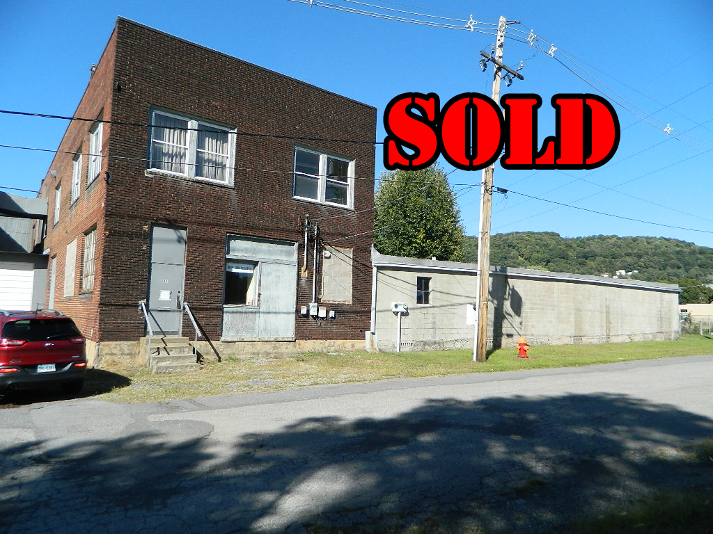47 Messenger St Johnstown PA 15902 - For Sale, Asking: $59,900