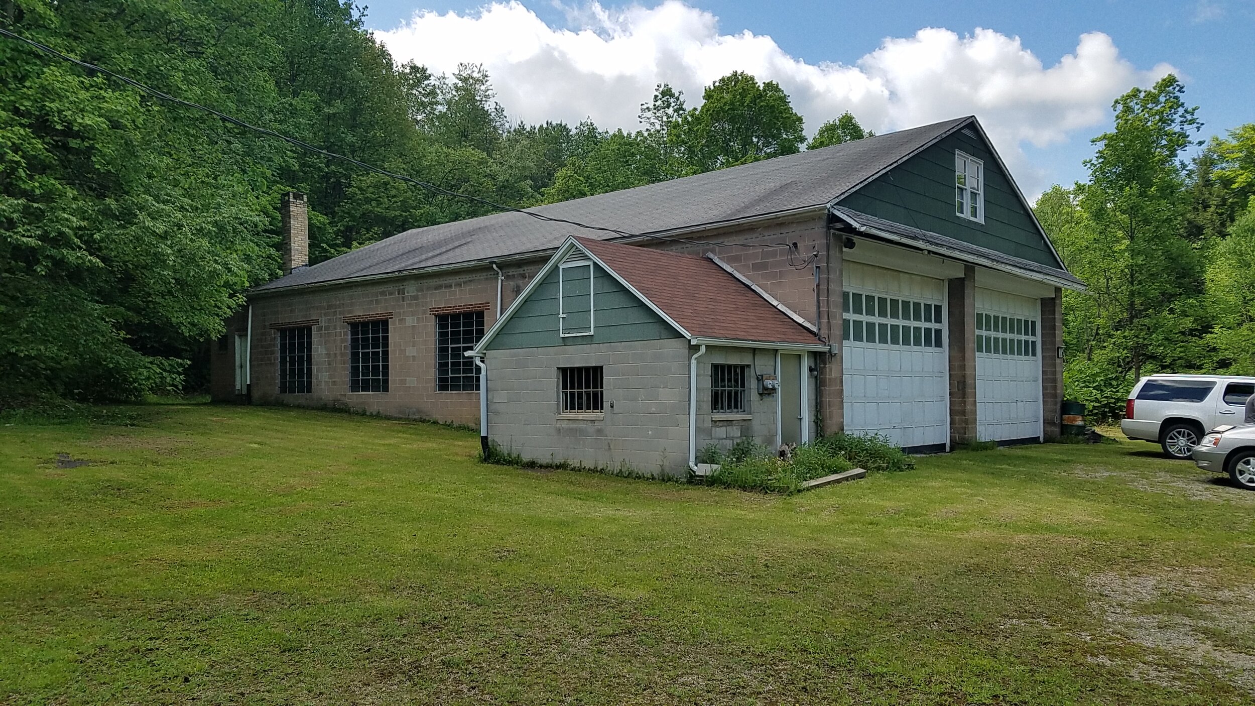 121 Falcon Drive, Lower Yoder Township, Johnstown PA - Asking $79,900