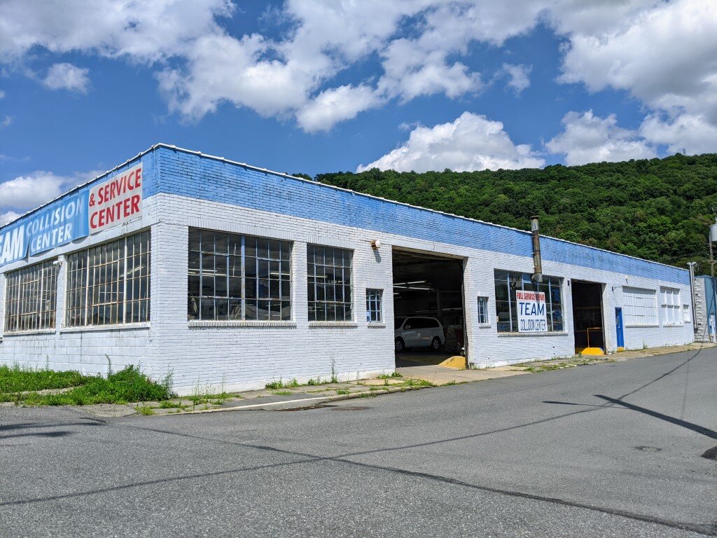 Former Team Collision Center - 89 Poplar St, Johnstown PA 15902 - ASKING REDUCED PRICE $157,000