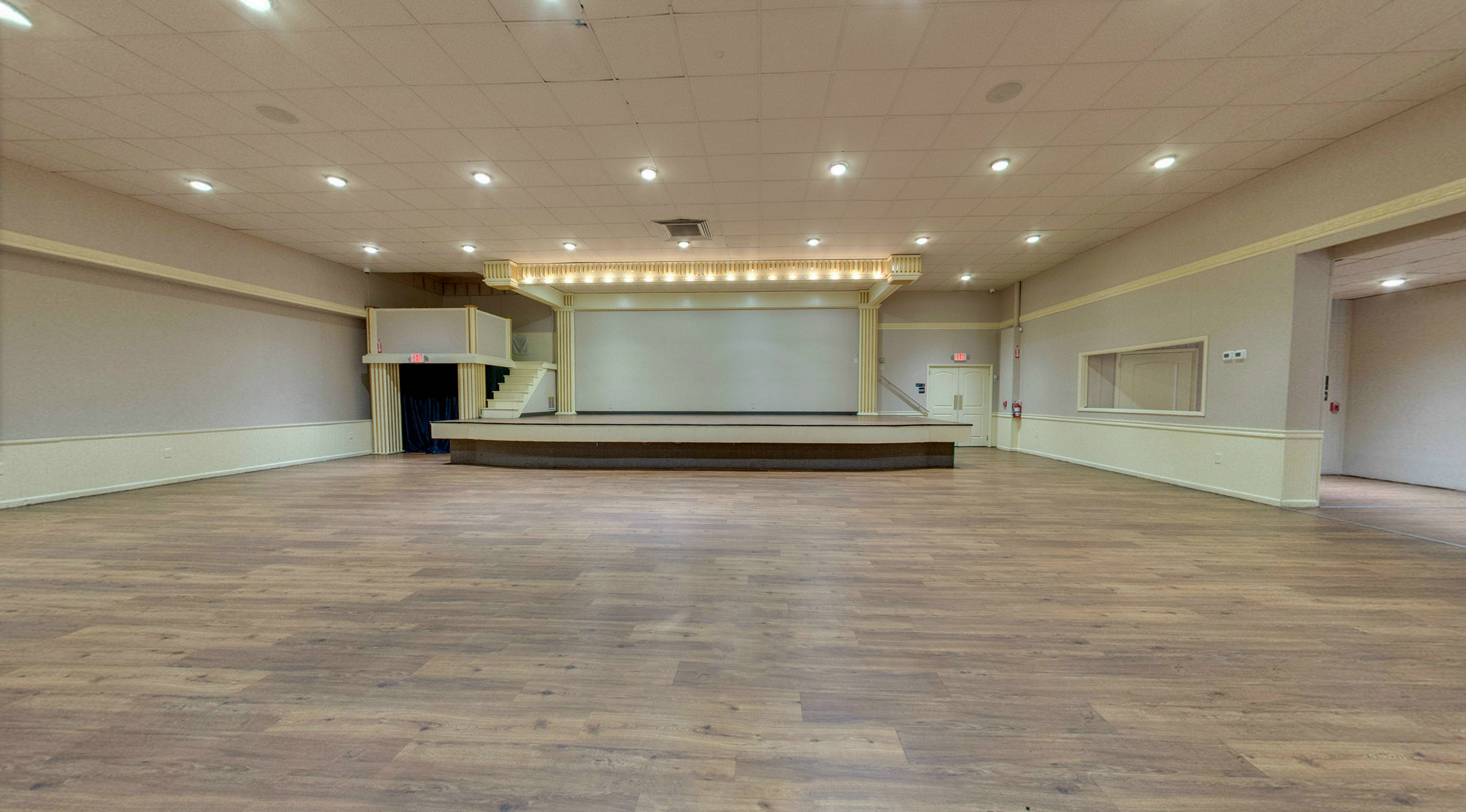 ballroom1.png