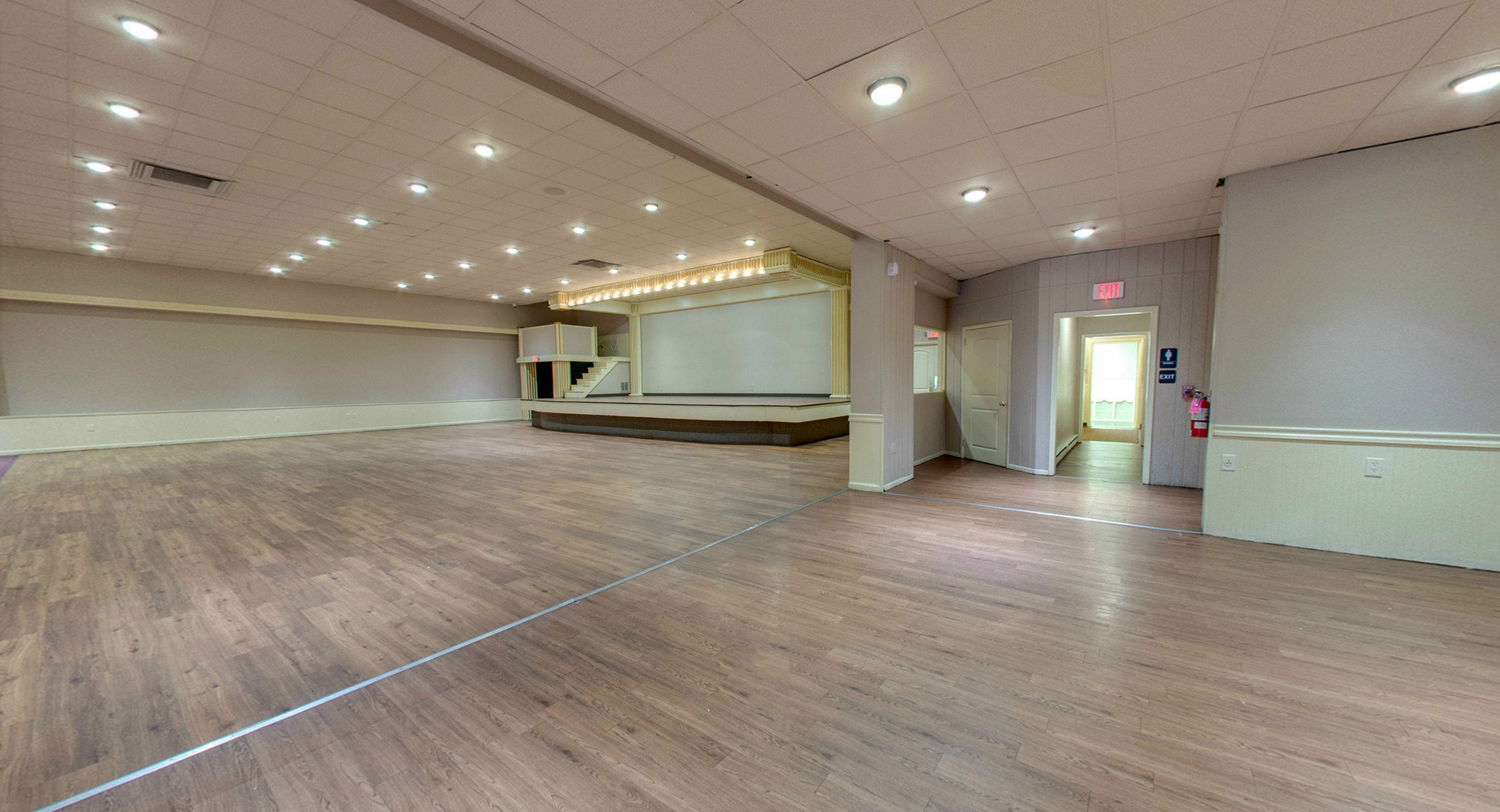ballroom5.png