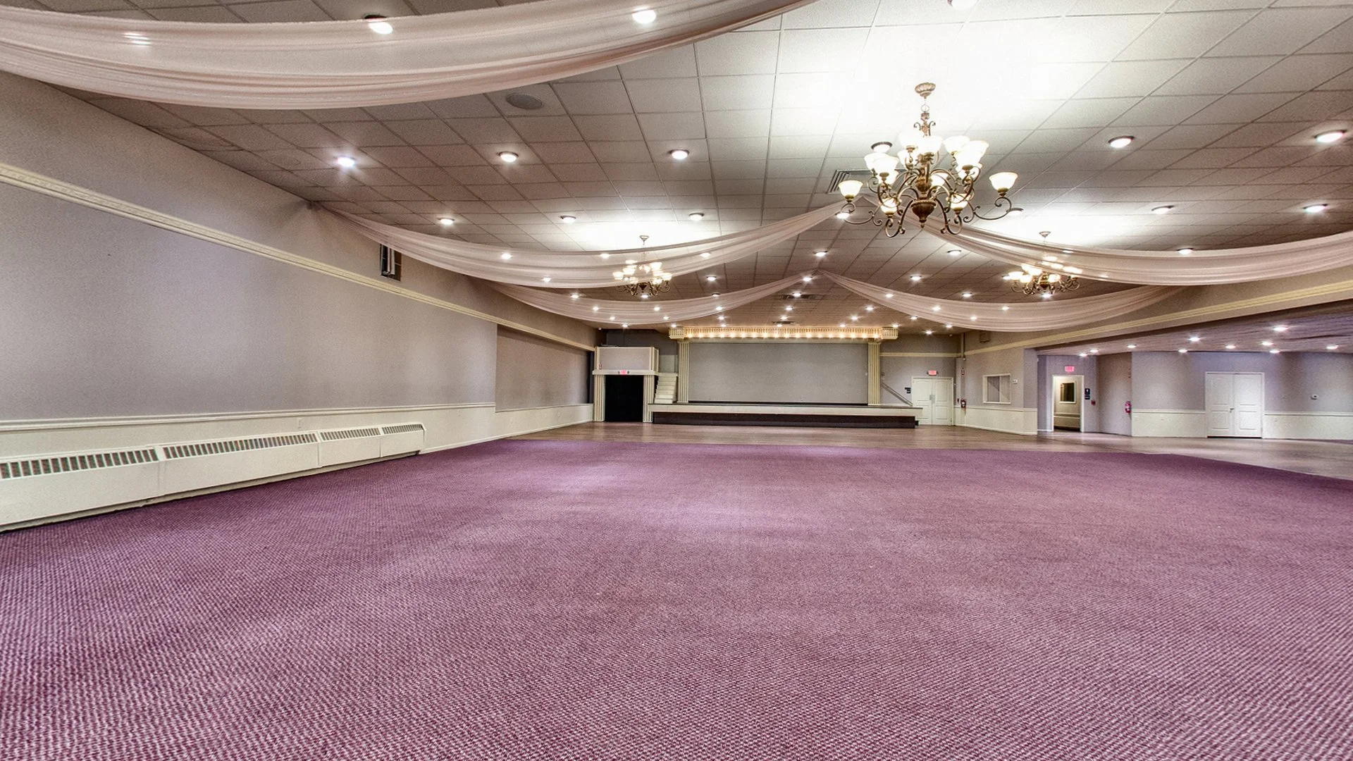 Maple Room-009.JPG
