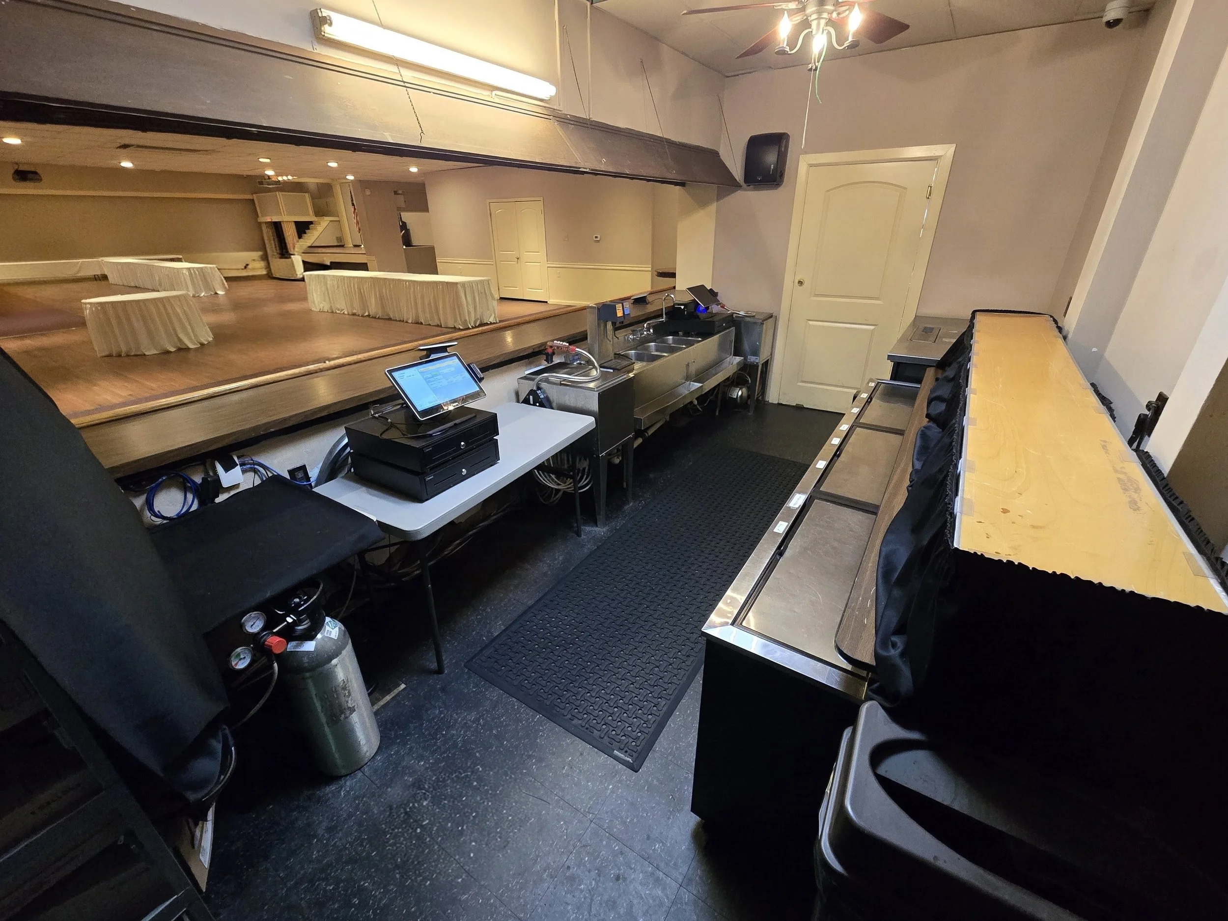 Maple Room-011.JPG
