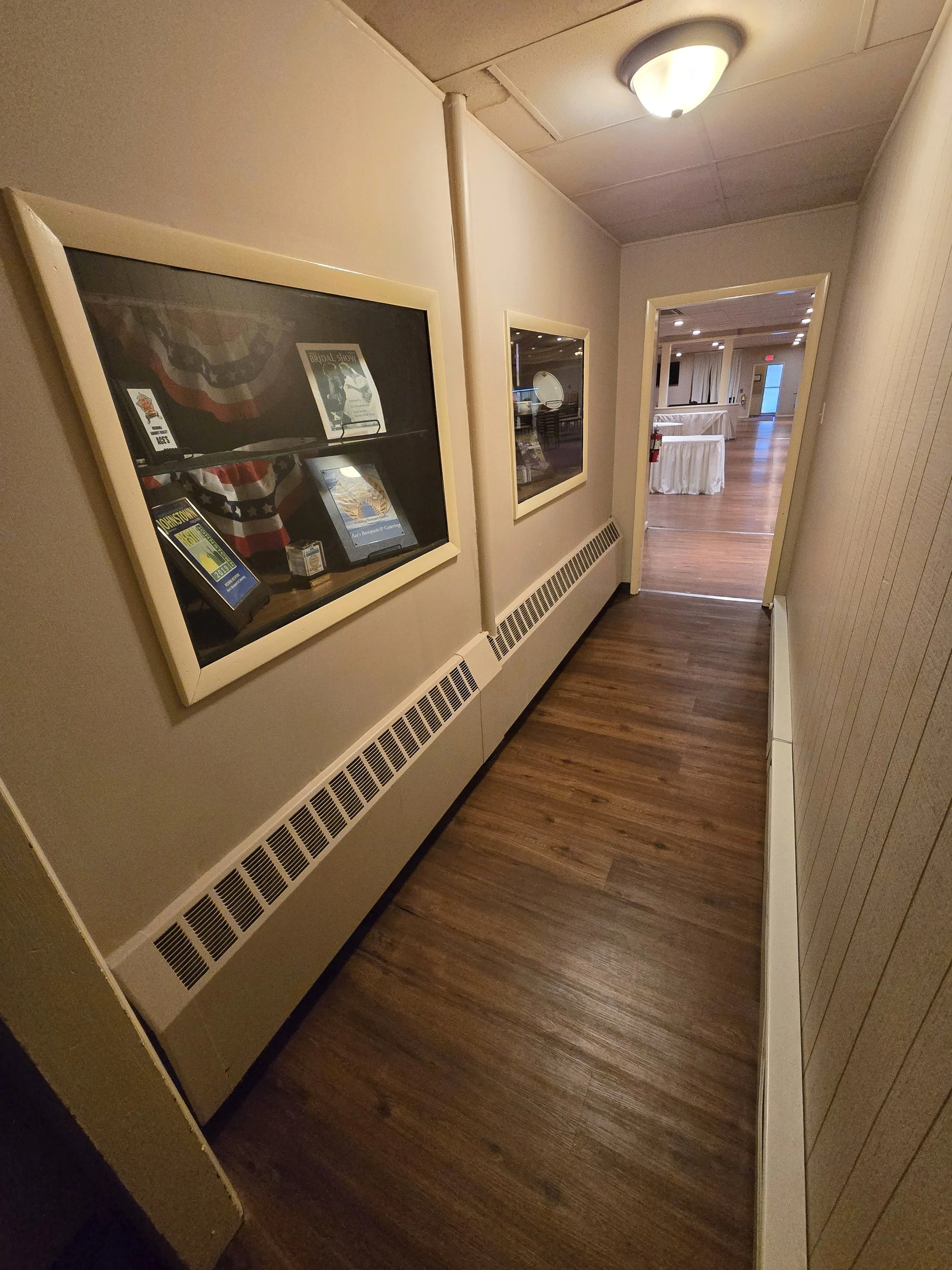Maple Room-016.JPG