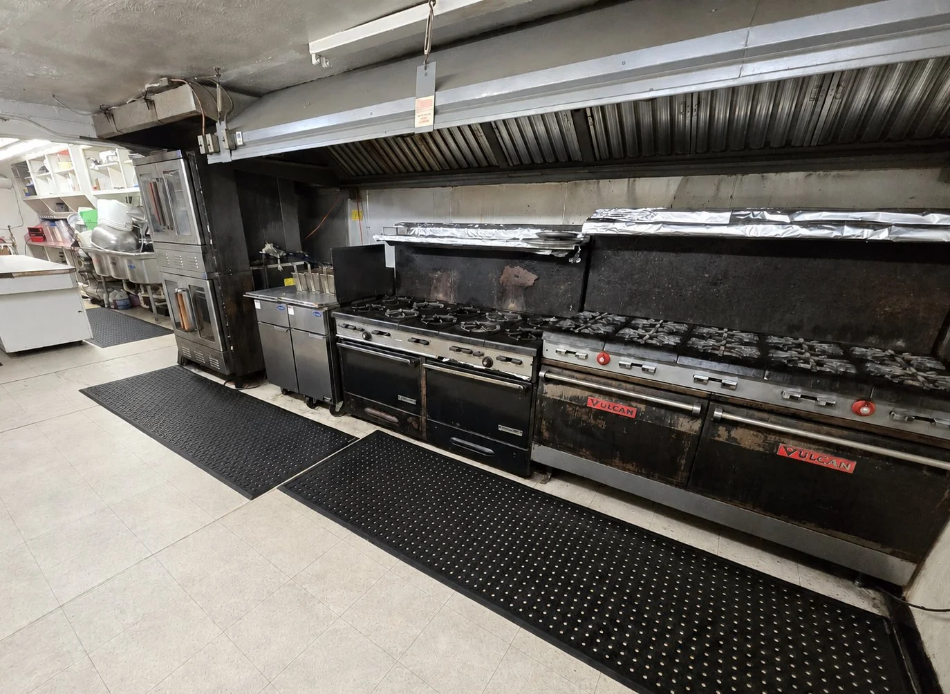 Kitchen 2-002.JPG