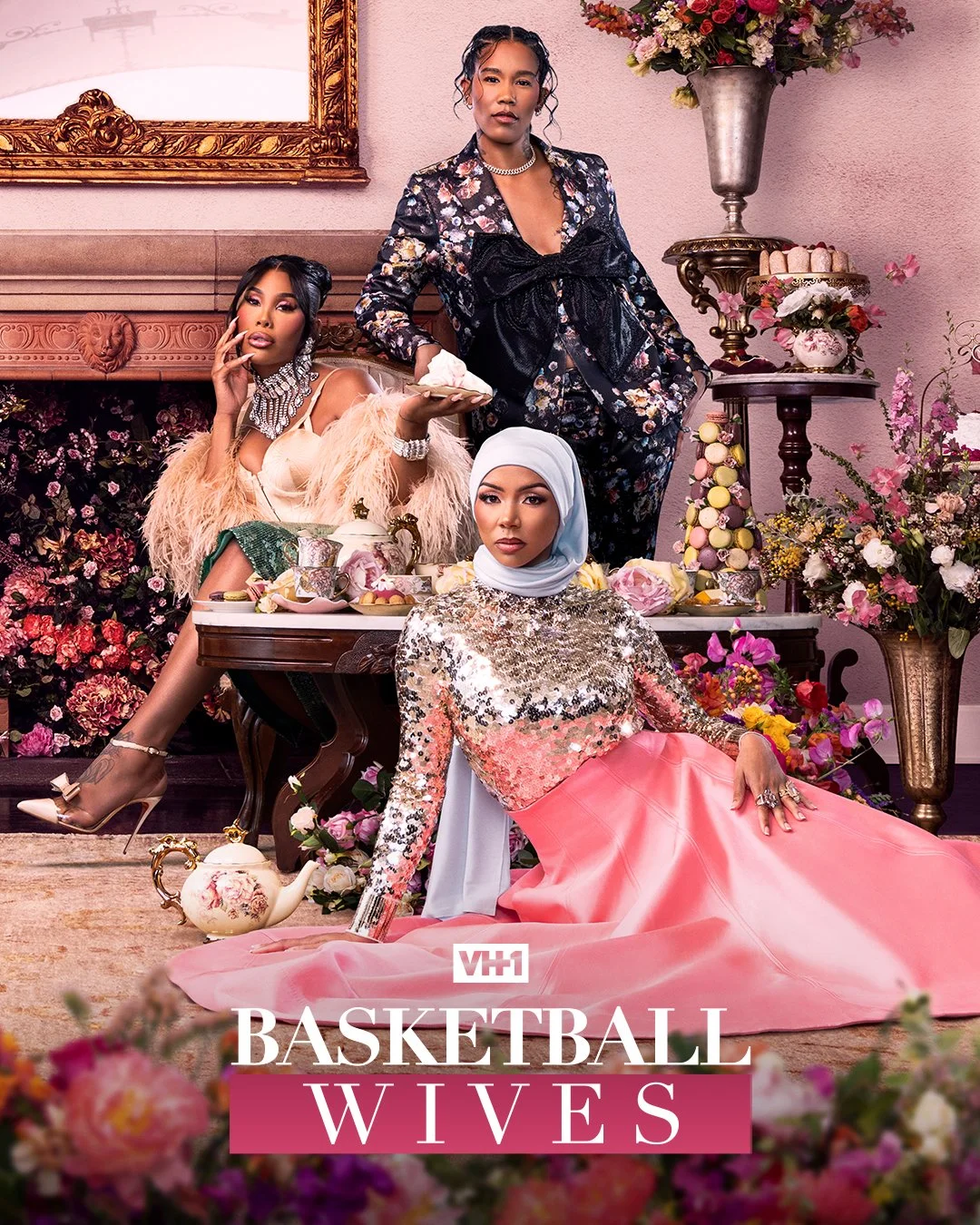 VH1_BASKETBALL_WIVES_S12_3-UP_KEYART_BONUS_VERT_4x5_CLEAN.jpg