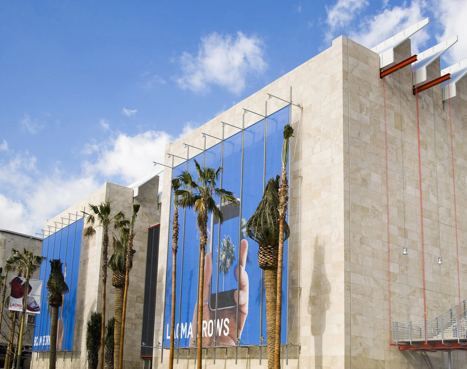 bcam_broad-contemporary-art-museum_renzo-piano_travertine_lacma_baldessari Crop.jpg