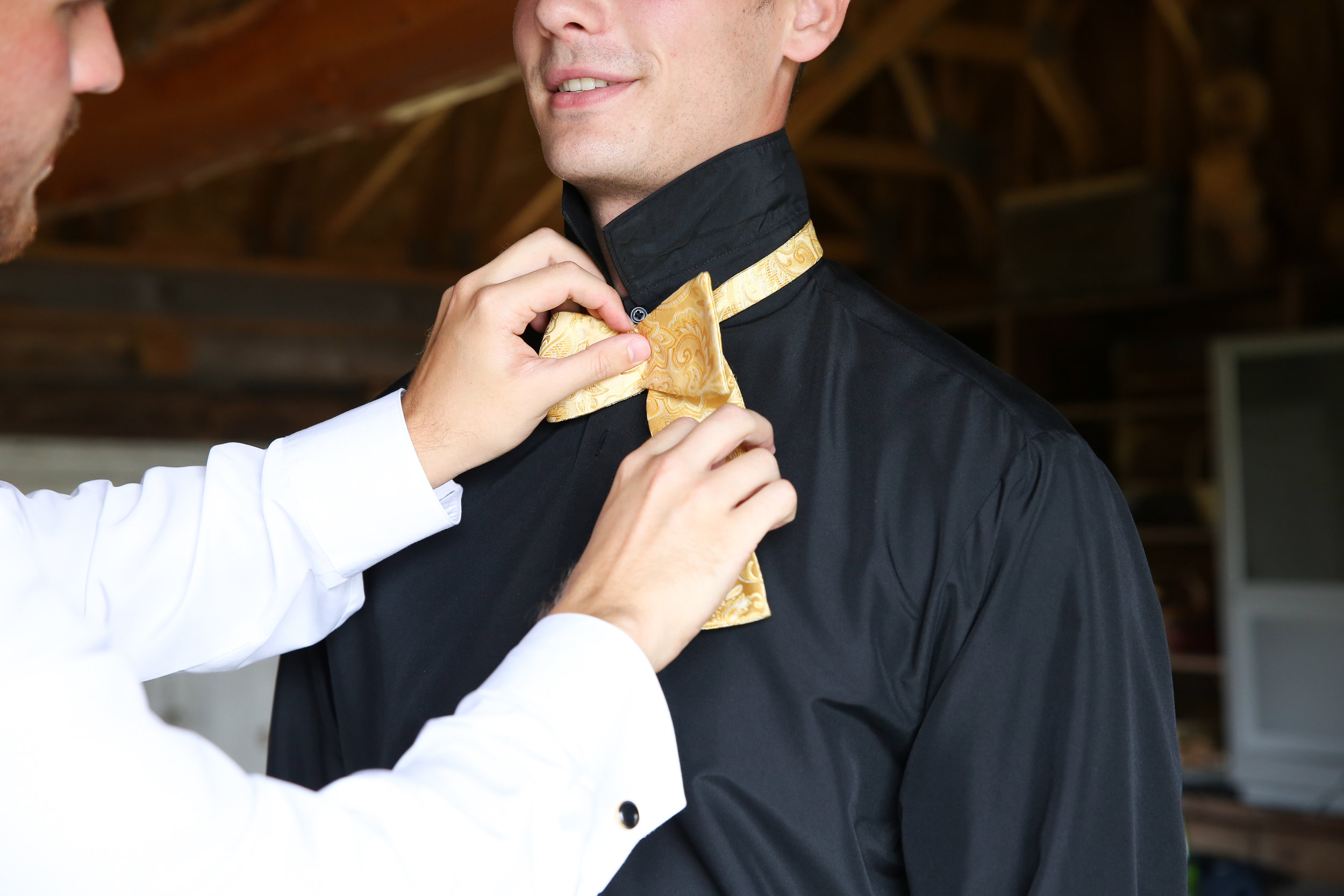 {BoysGettingReady}-65.jpg