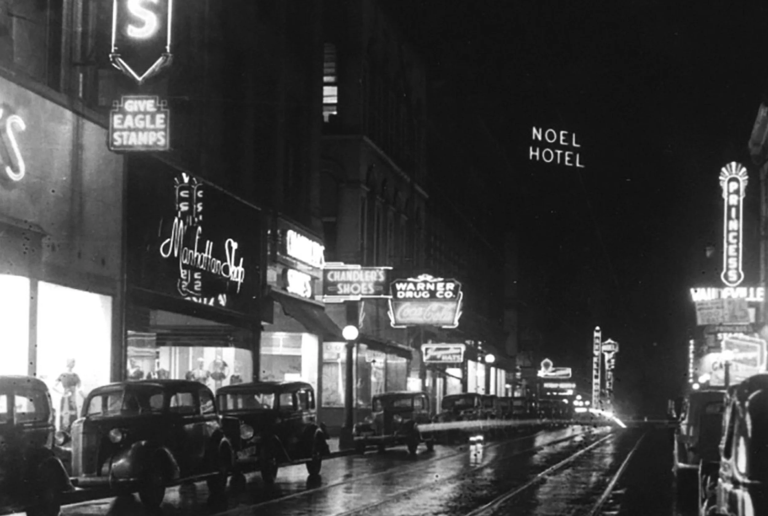 1937-Night-4th-toward-Church.jpg