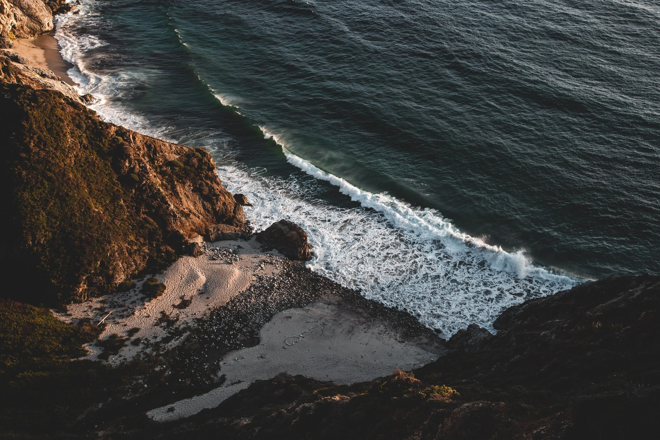 unsplash-image-1L_5PT7EKzU.jpg