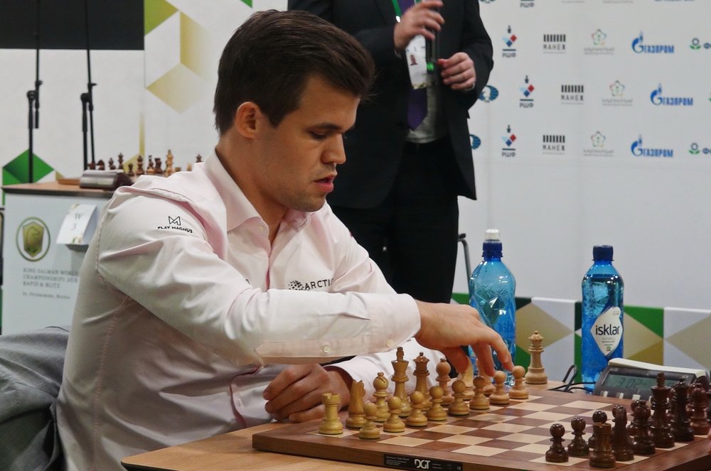 Carlsen vs. Nepomniachtchi: What Do The Numbers Say? 