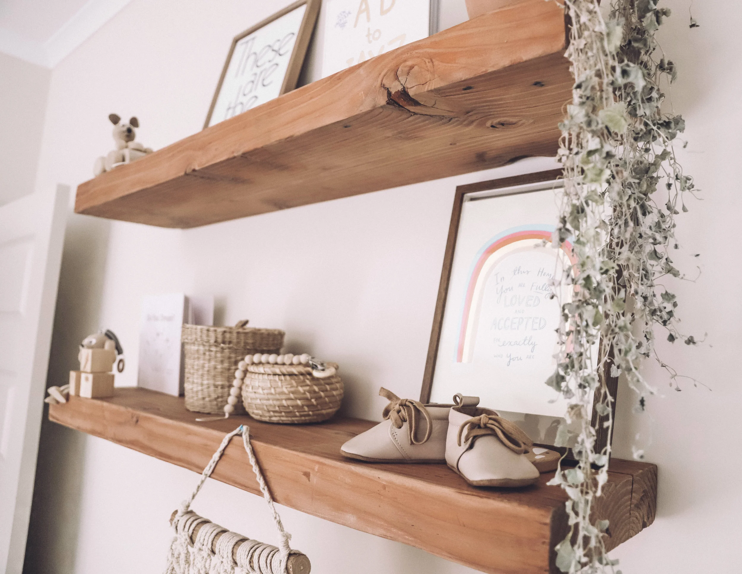 SHELF 2.jpg
