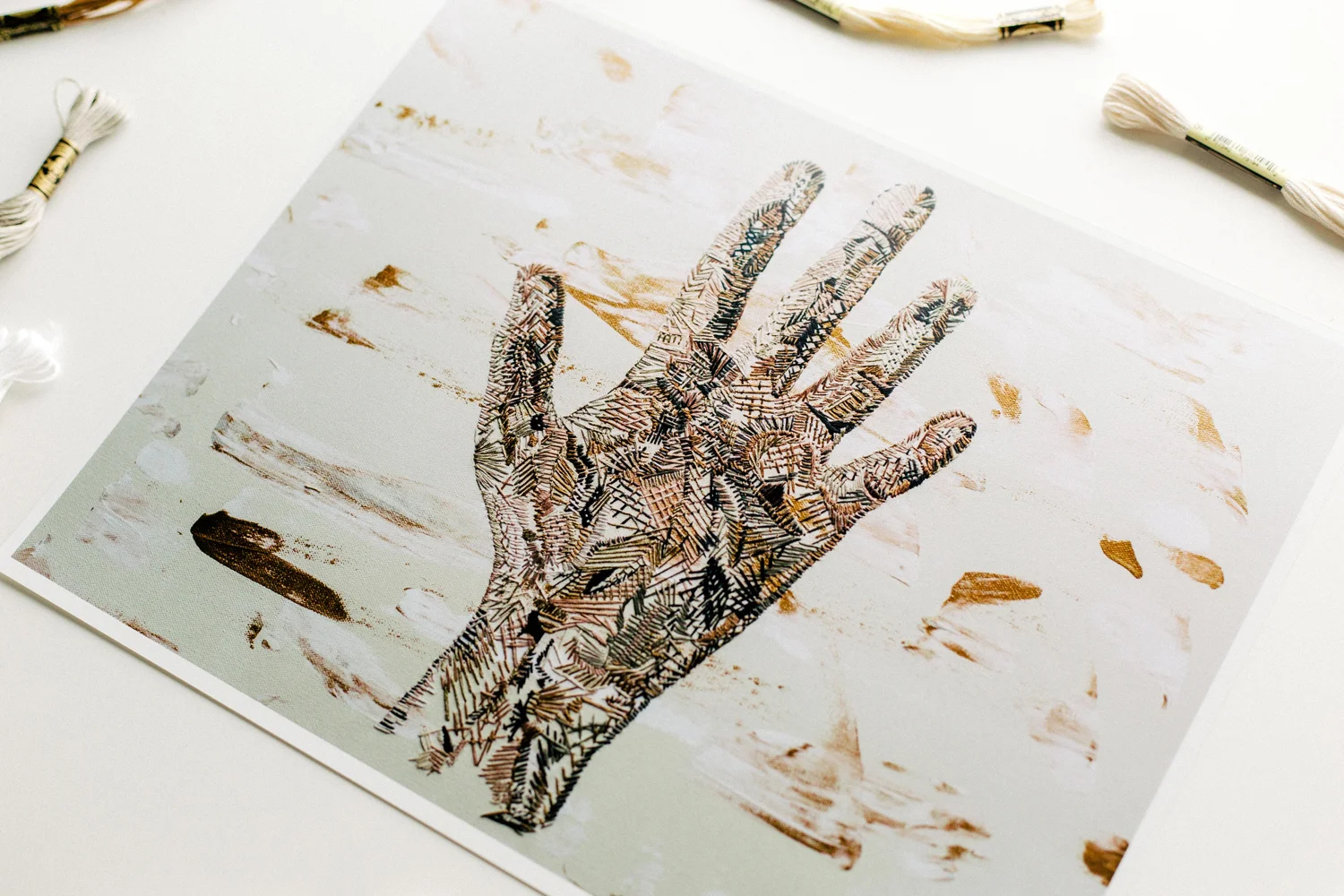 GOLDEN-HAND-PRINT-3-WEB.jpg