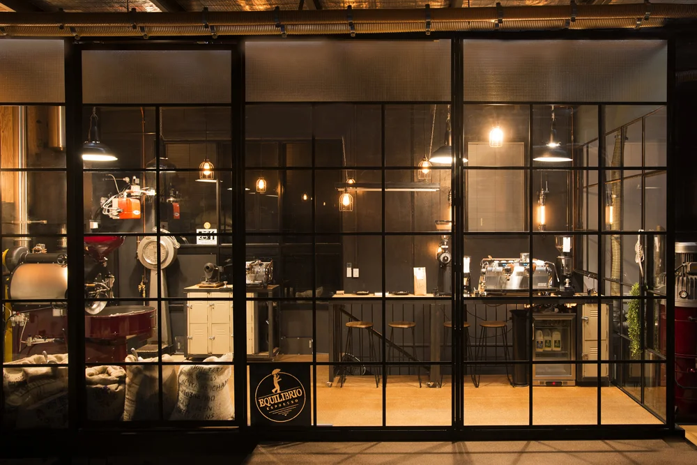 Steel_window_design_TN.jpg