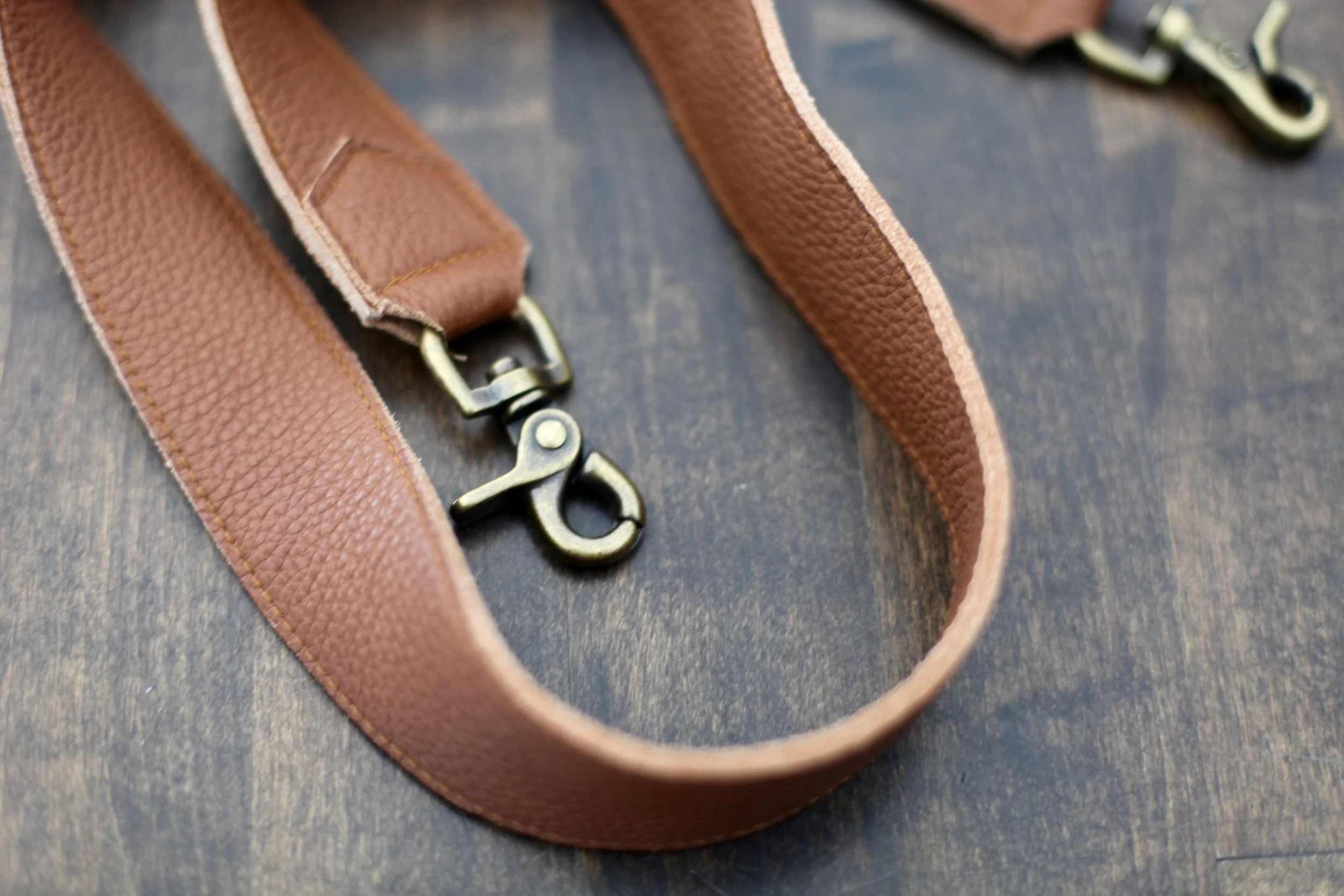 SADDLE STRAP