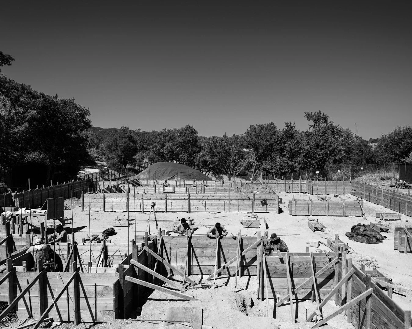 An exciting new project, here&rsquo;s a quick look at what&rsquo;s forming among the foothills and oak trees of Monte Sereno.

#truecraftbuilding #luxury #homedesign #customhome #bayareabuilders  #bayareahomes #californiahomes #premierbuilder #luxury